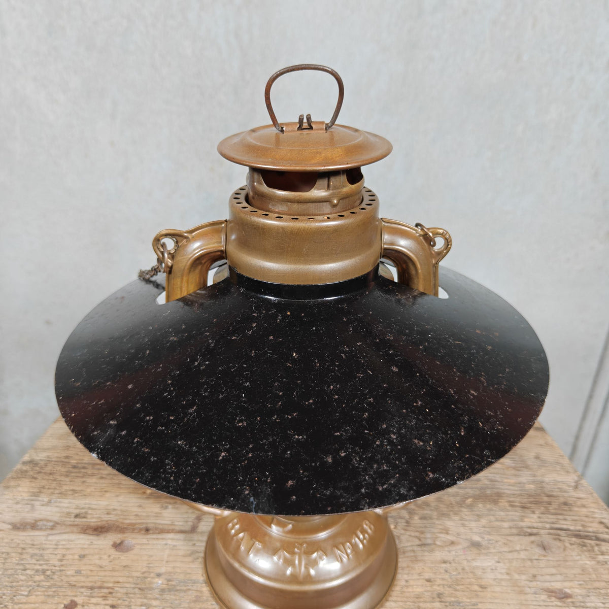 Vintage Batela BAT 158 Hurricane Lantern in Tombac – with Black Reflector and Chain – 1970s, Working