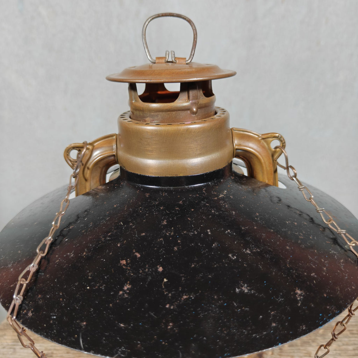 Vintage Batela BAT 158 Hurricane Lantern in Tombac – with Black Reflector and Chain – 1970s, Working