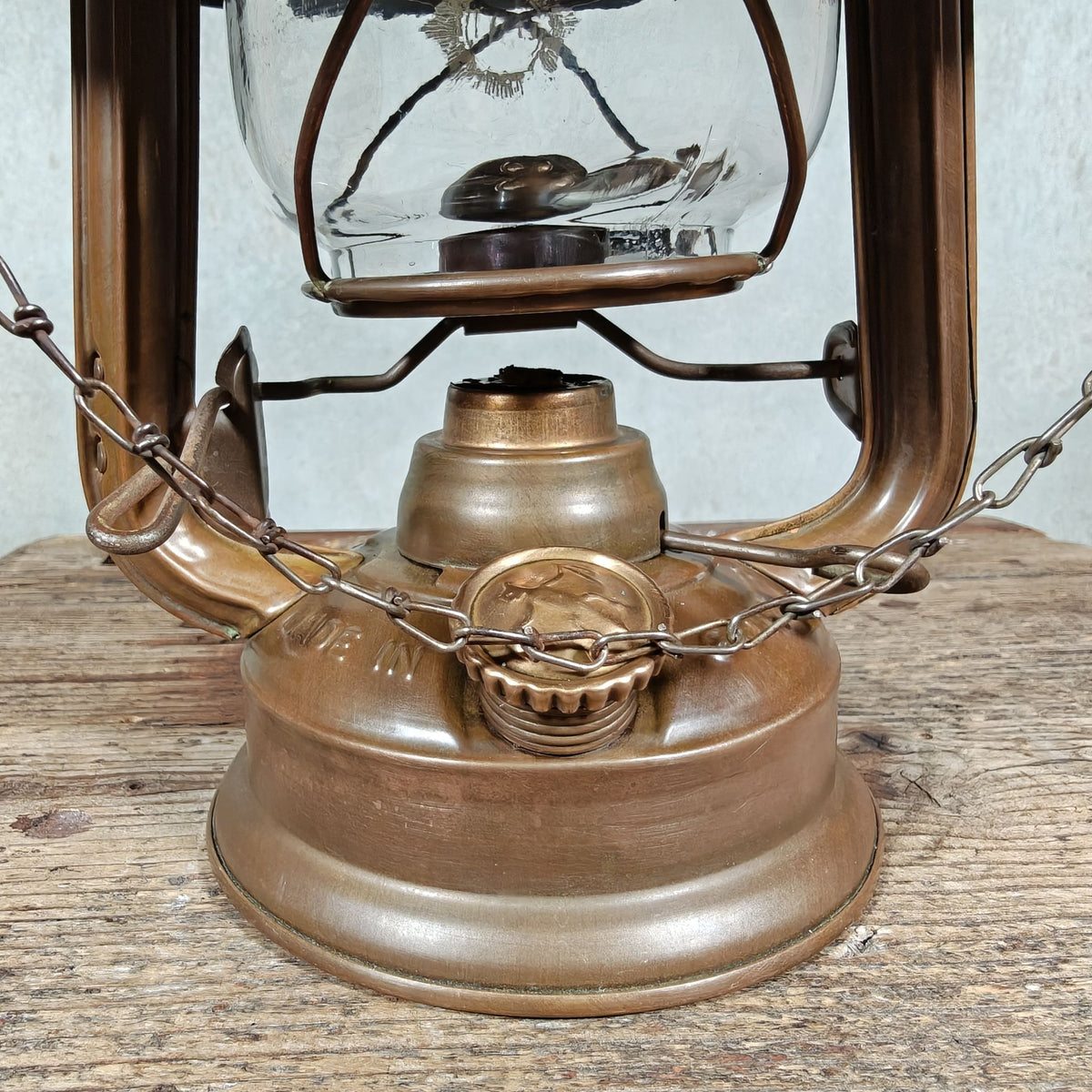 Vintage Batela BAT 158 Hurricane Lantern in Tombac – with Black Reflector and Chain – 1970s, Working