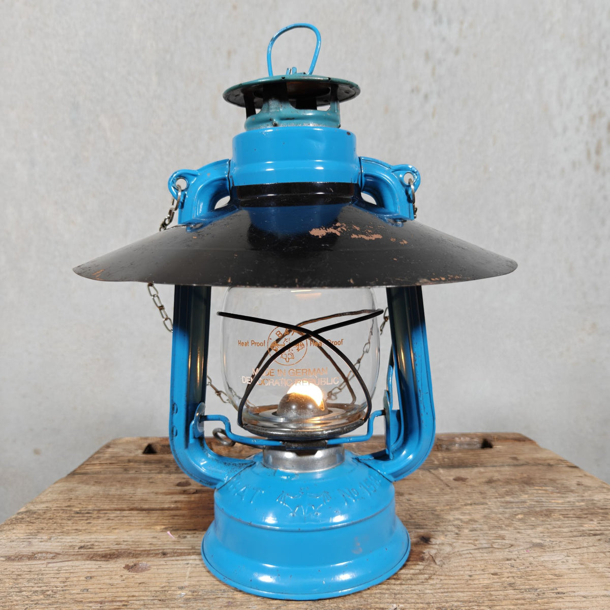 Vintage BAT 158 Hurricane Lantern in Original Blue Paint – with Black Reflector and Chain – 1980s, Working