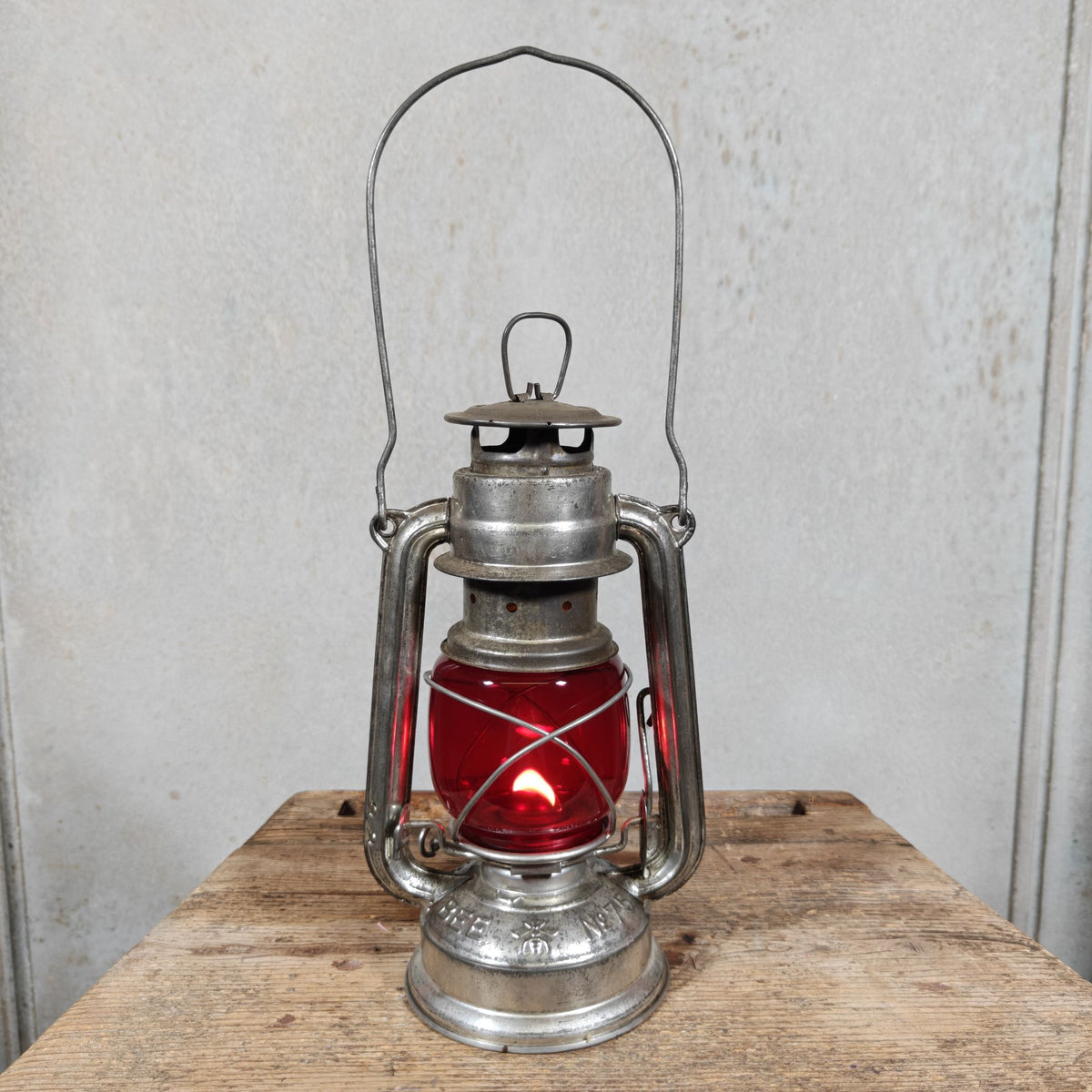 Vintage Bee No 75 Hurricane Lantern with Red Globe – Export Version of the BAT 158 – 1960s