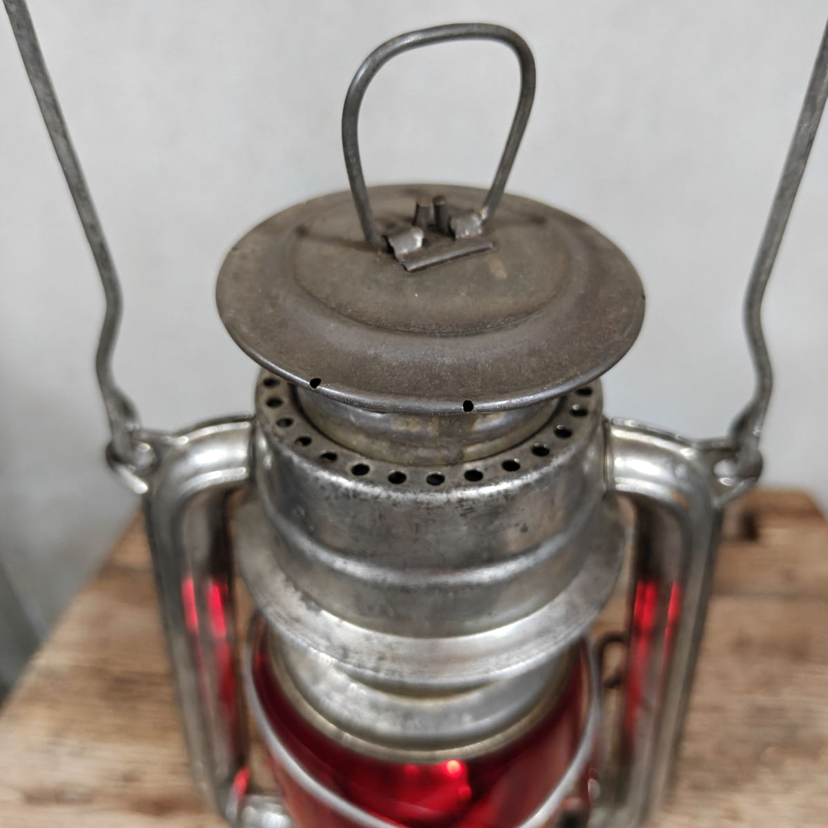Vintage Bee No 75 Hurricane Lantern with Red Globe – Export Version of the BAT 158 – 1960s