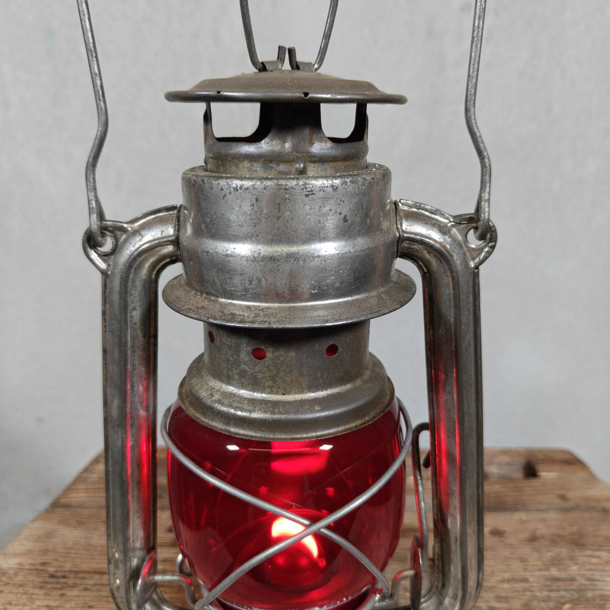 Vintage Bee No 75 Hurricane Lantern with Red Globe – Export Version of the BAT 158 – 1960s