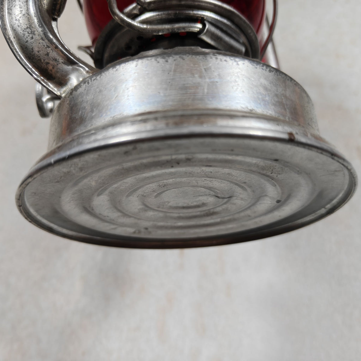 Vintage Bee No 75 Hurricane Lantern with Red Globe – Export Version of the BAT 158 – 1960s