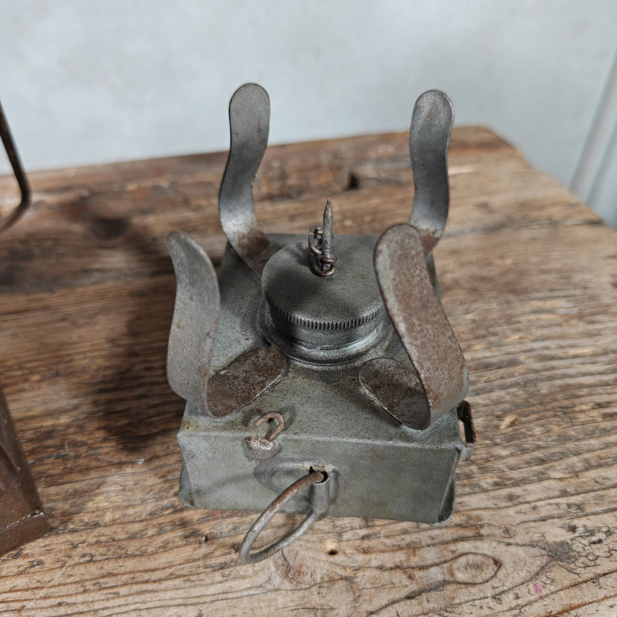 Vintage Steel Hand Lantern with Telescopic Chimney – Kerosene – c. 1930s