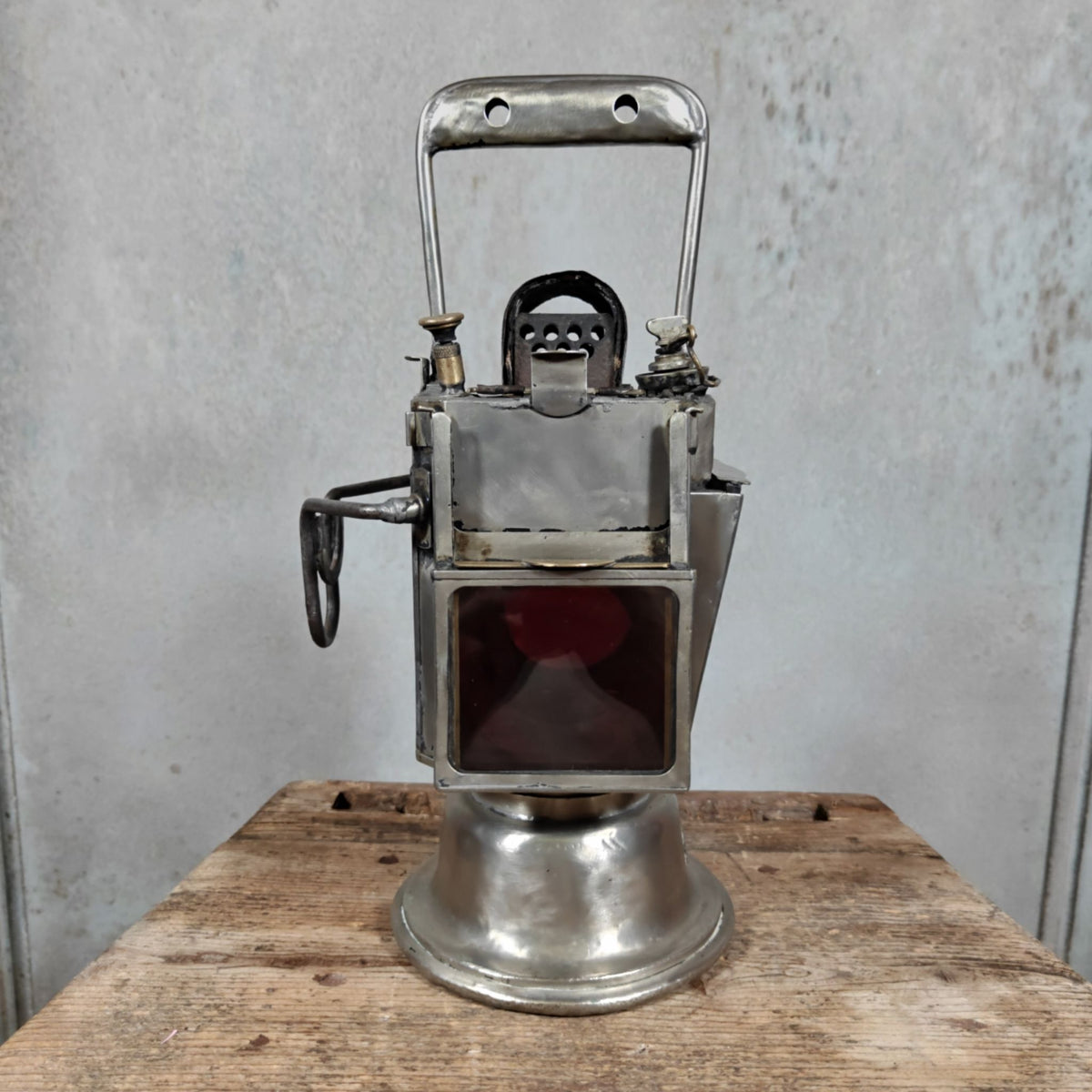 Fantastic Carbide Signal Lamp / Shunting Lamp – Heavy, Solid Model – French Maker Dehail &amp; Grenier Paris – An Eyecatcher