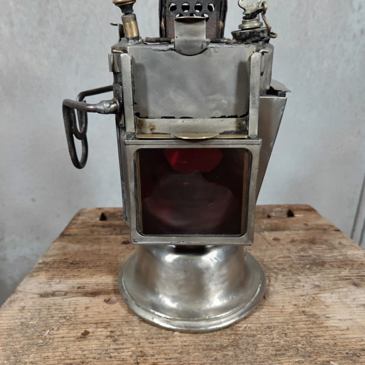 Fantastic Carbide Signal Lamp / Shunting Lamp – Heavy, Solid Model – French Maker Dehail &amp; Grenier Paris – An Eyecatcher