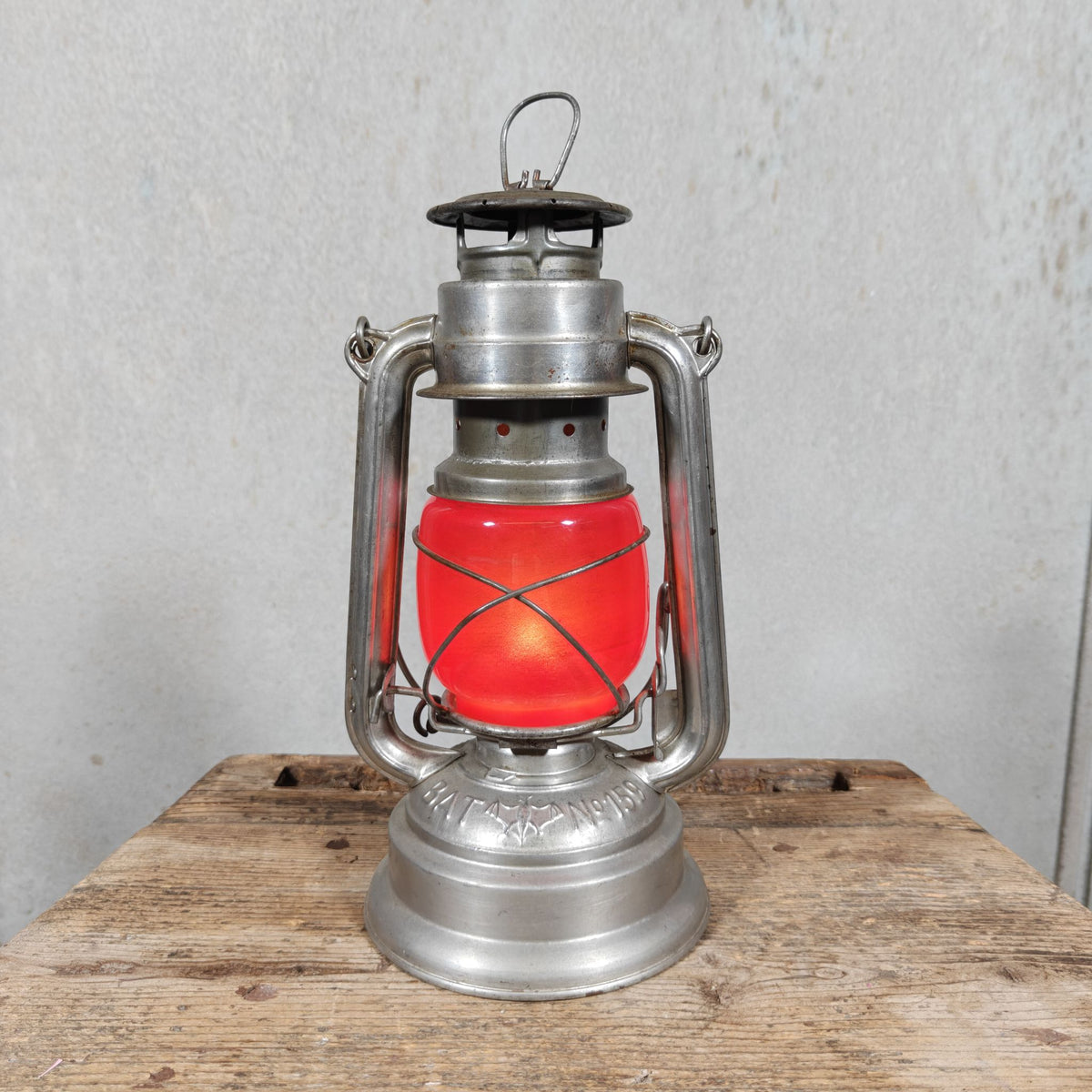 Vintage BAT No. 159 Hurricane Lantern – VEB Sturmlaternewerk, Made in Germany – c. 1966-1968