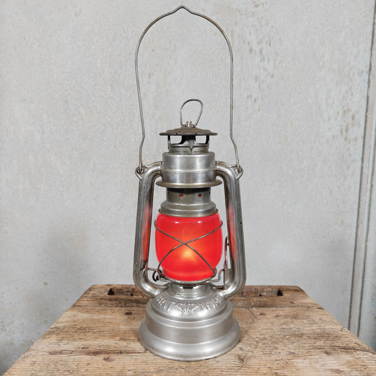 Vintage BAT No. 159 Hurricane Lantern – VEB Sturmlaternewerk, Made in Germany – c. 1966-1968