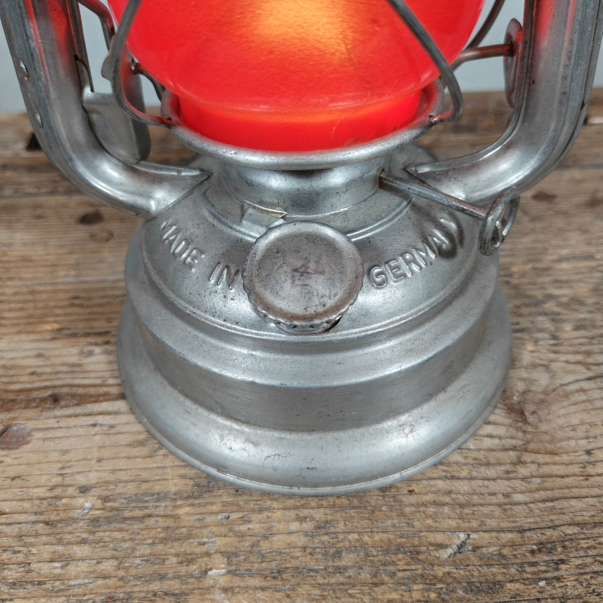 Vintage BAT No. 159 Hurricane Lantern – VEB Sturmlaternewerk, Made in Germany – c. 1966-1968