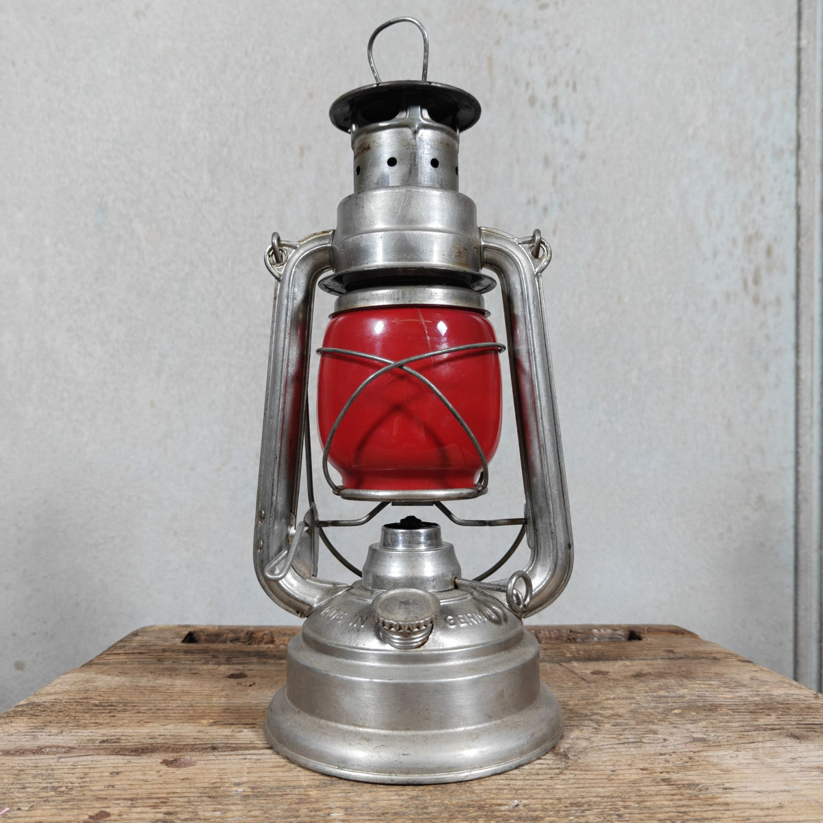 Vintage BAT No. 159 Hurricane Lantern – VEB Sturmlaternewerk, Made in Germany – c. 1966-1968