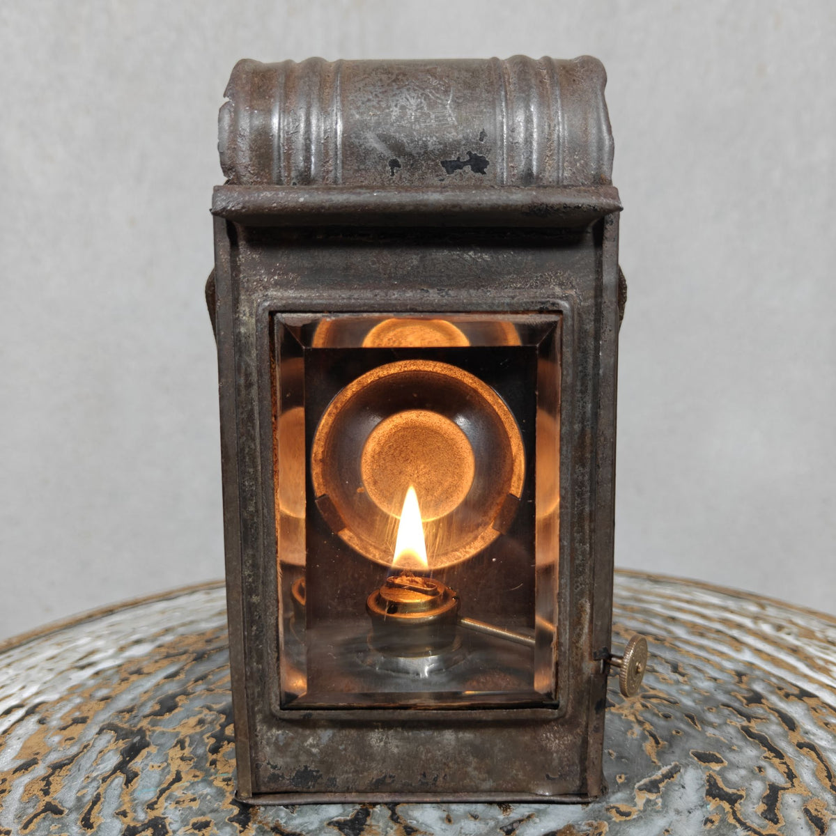 Rare Old and Vintage Hand Lantern, Oil Hand Lamp with Faceted Glass by the Well-Known Maker Kästner & Töbelmann. In Working Order.