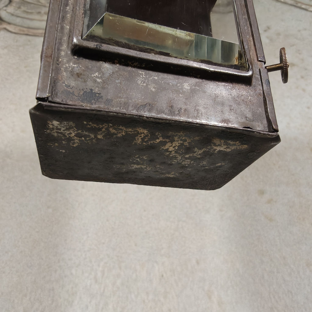 Rare Old and Vintage Hand Lantern, Oil Hand Lamp with Faceted Glass by the Well-Known Maker Kästner & Töbelmann. In Working Order.