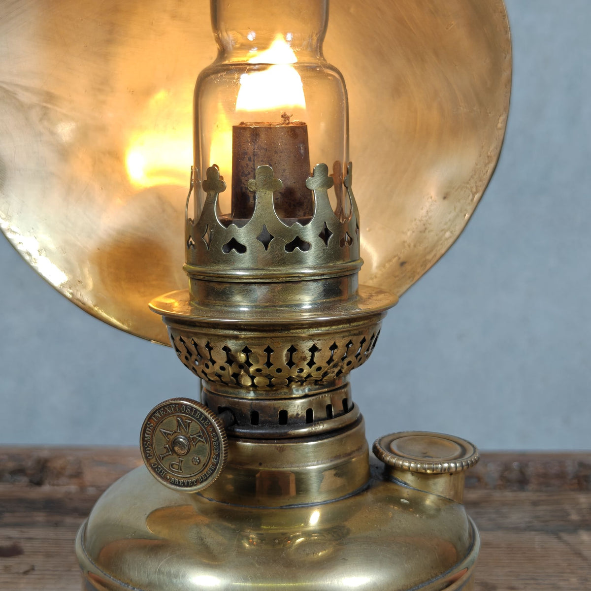 Special Old Oil Lamp, Wall Lamp / Kitchen Lamp in Good Condition with PLANK Wick Holder, Special Model