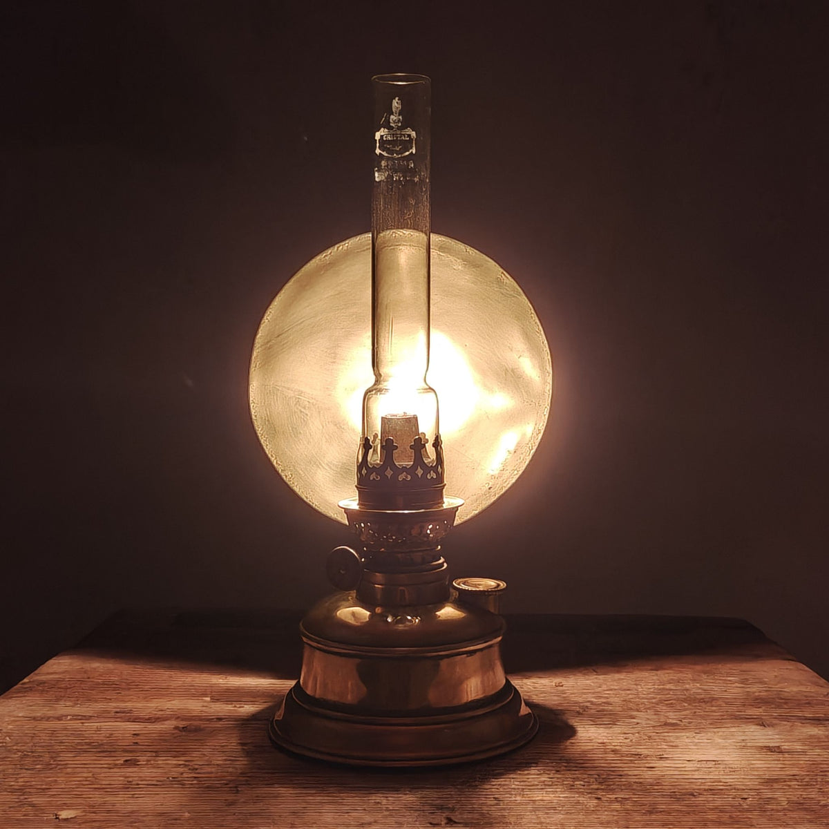 Special Old Oil Lamp, Wall Lamp / Kitchen Lamp in Good Condition with PLANK Wick Holder, Special Model