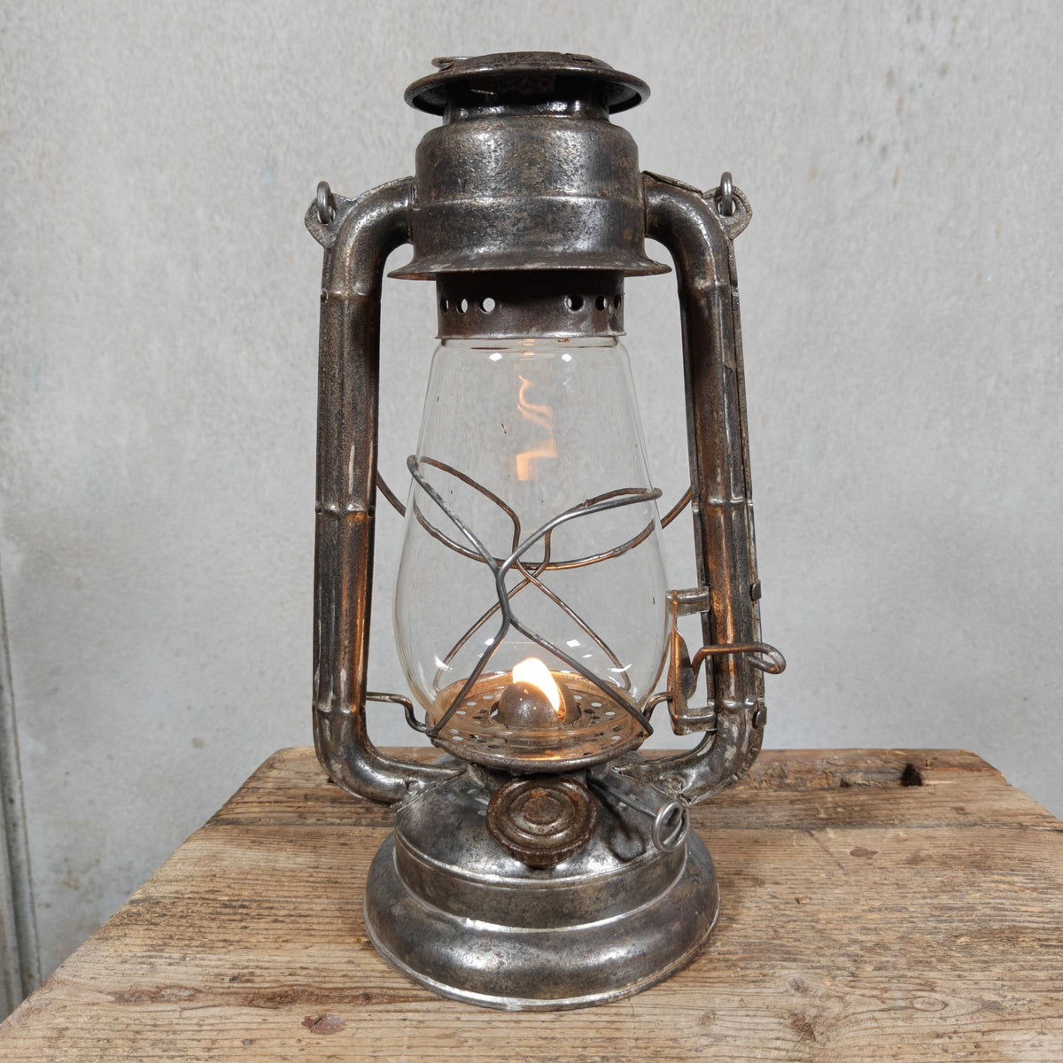 Vintage Petroflam 110 Hurricane Lantern, Made in Belgium, 1950s/60s – 30 cm