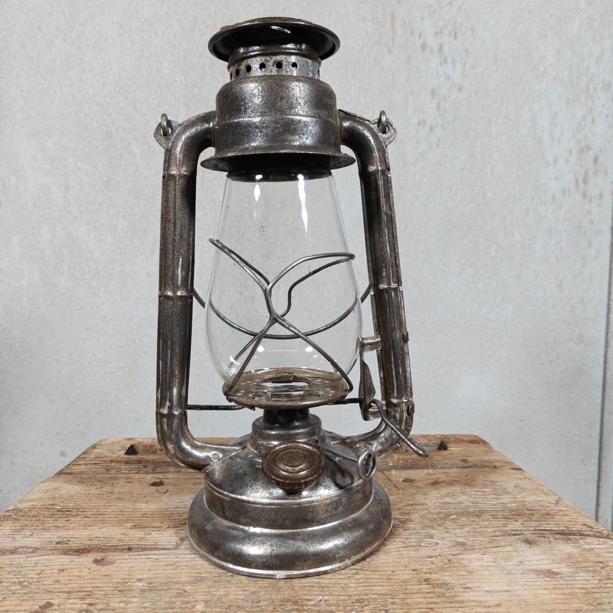 Vintage Petroflam 110 Hurricane Lantern, Made in Belgium, 1950s/60s – 30 cm