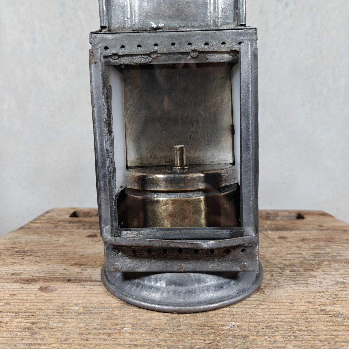 Special Belgian Carbide Signal Lamp – Orlians & Co, Mechelen, Belgium, 1948. Unusually made of steel; most are brass.