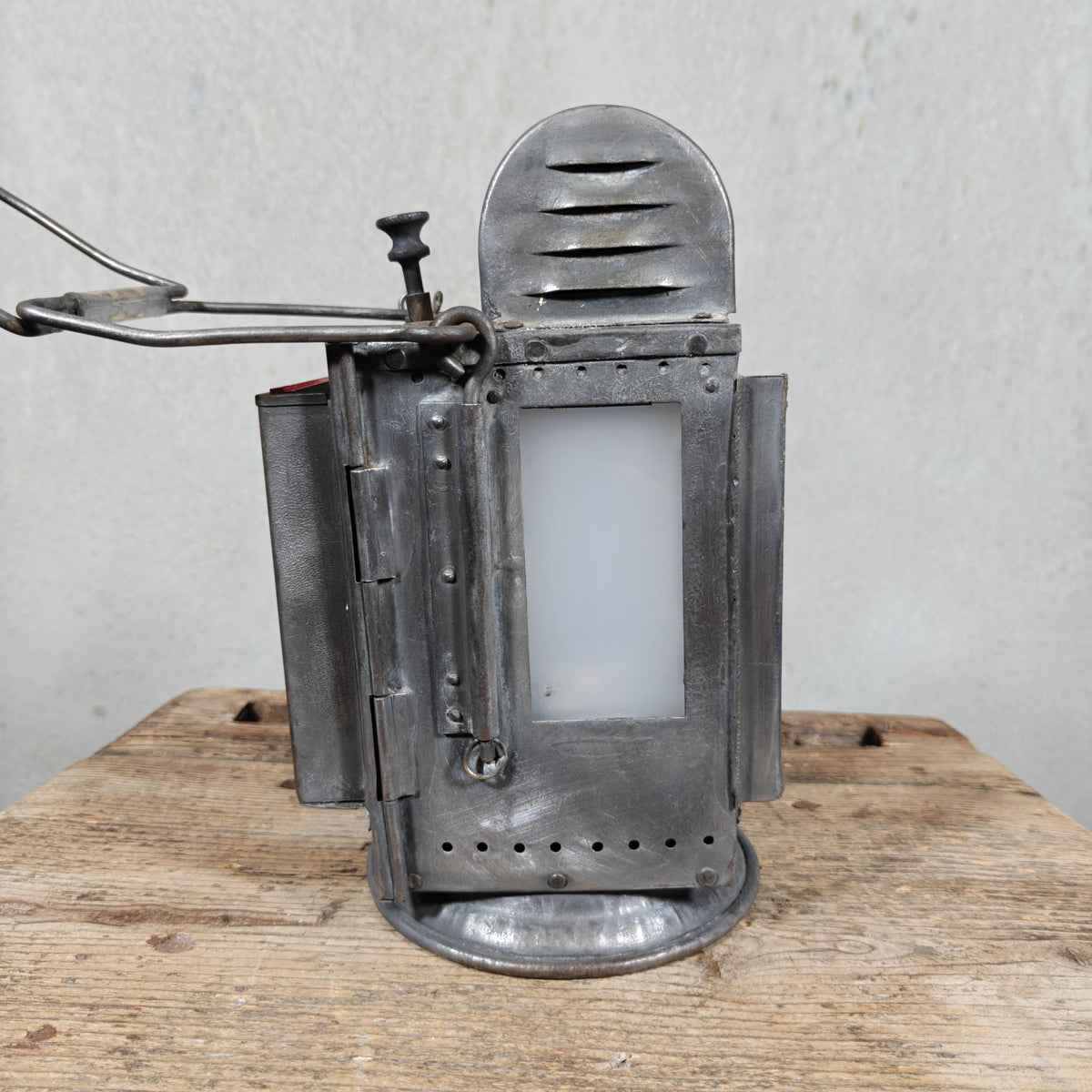 Special Belgian Carbide Signal Lamp – Orlians & Co, Mechelen, Belgium, 1948. Unusually made of steel; most are brass.
