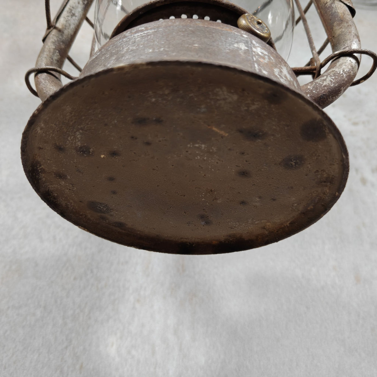 Very Special Hurricane Lantern, Probably by Nier, circa 1913–1918, with Winged Ship Plate, in Working Condition