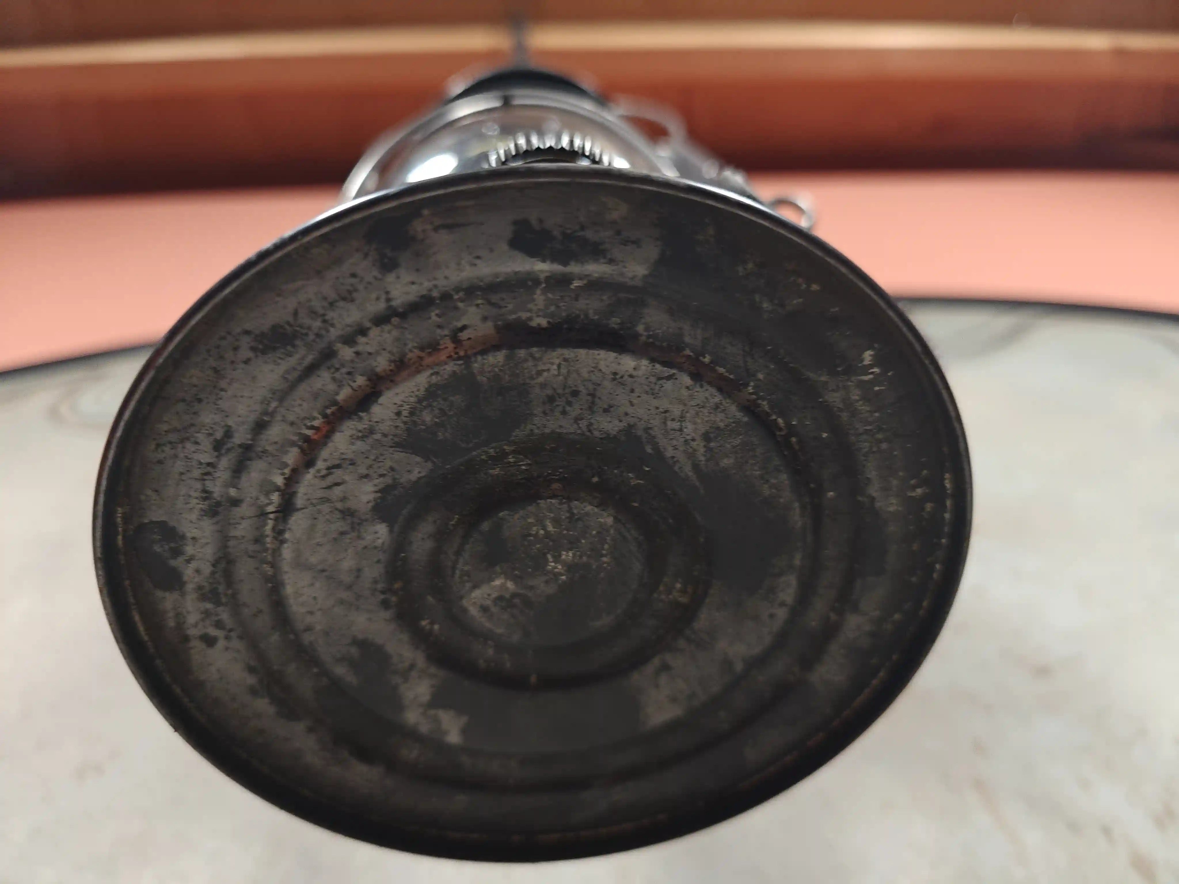 Chalwyn “Far East” Hurricane Lantern – Made in England (1960s–1970s) – NOS