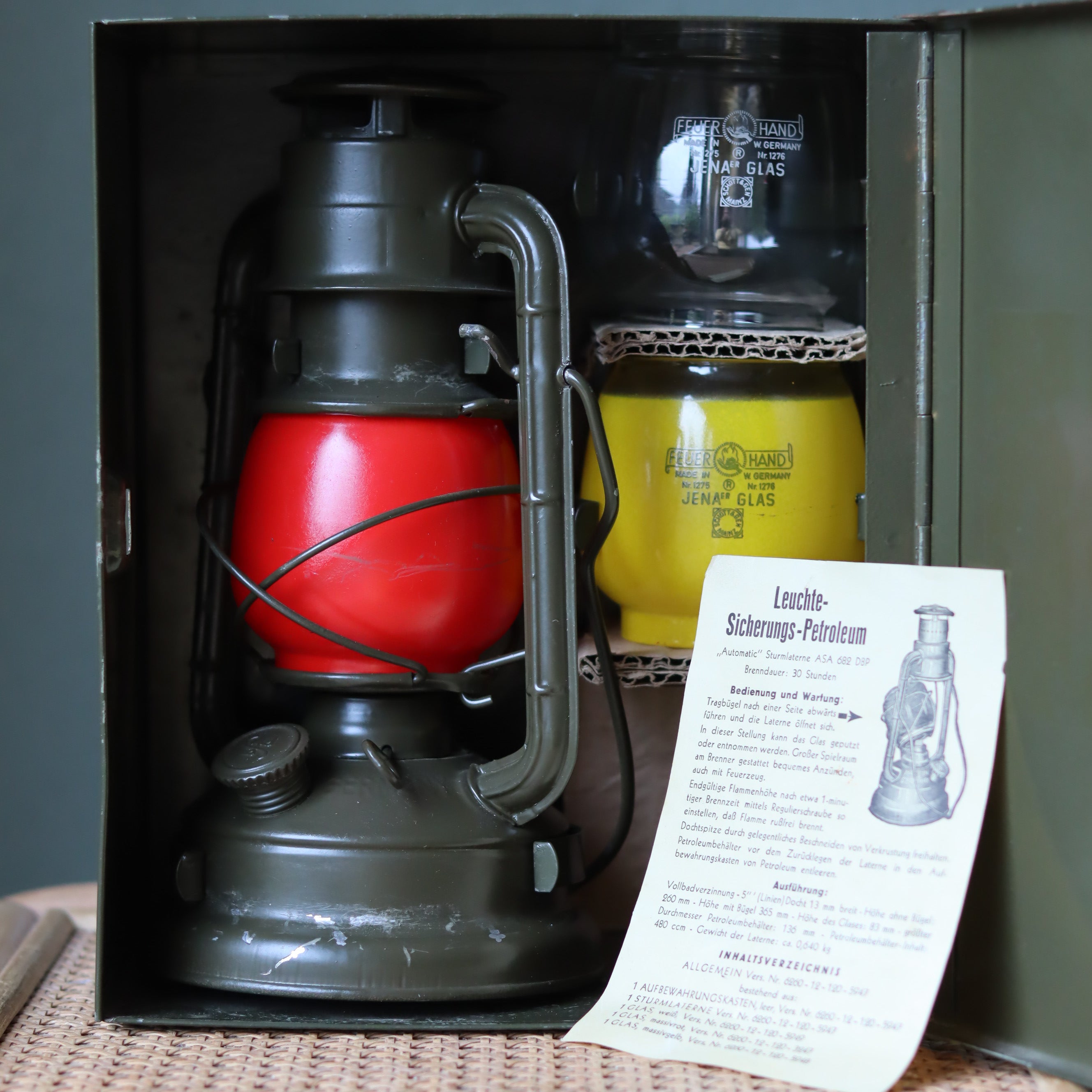 Extremely Rare ASA 682 Automatic Storm Lantern – NOS in Original Case with Spare Glass & Manual (c.1960)
