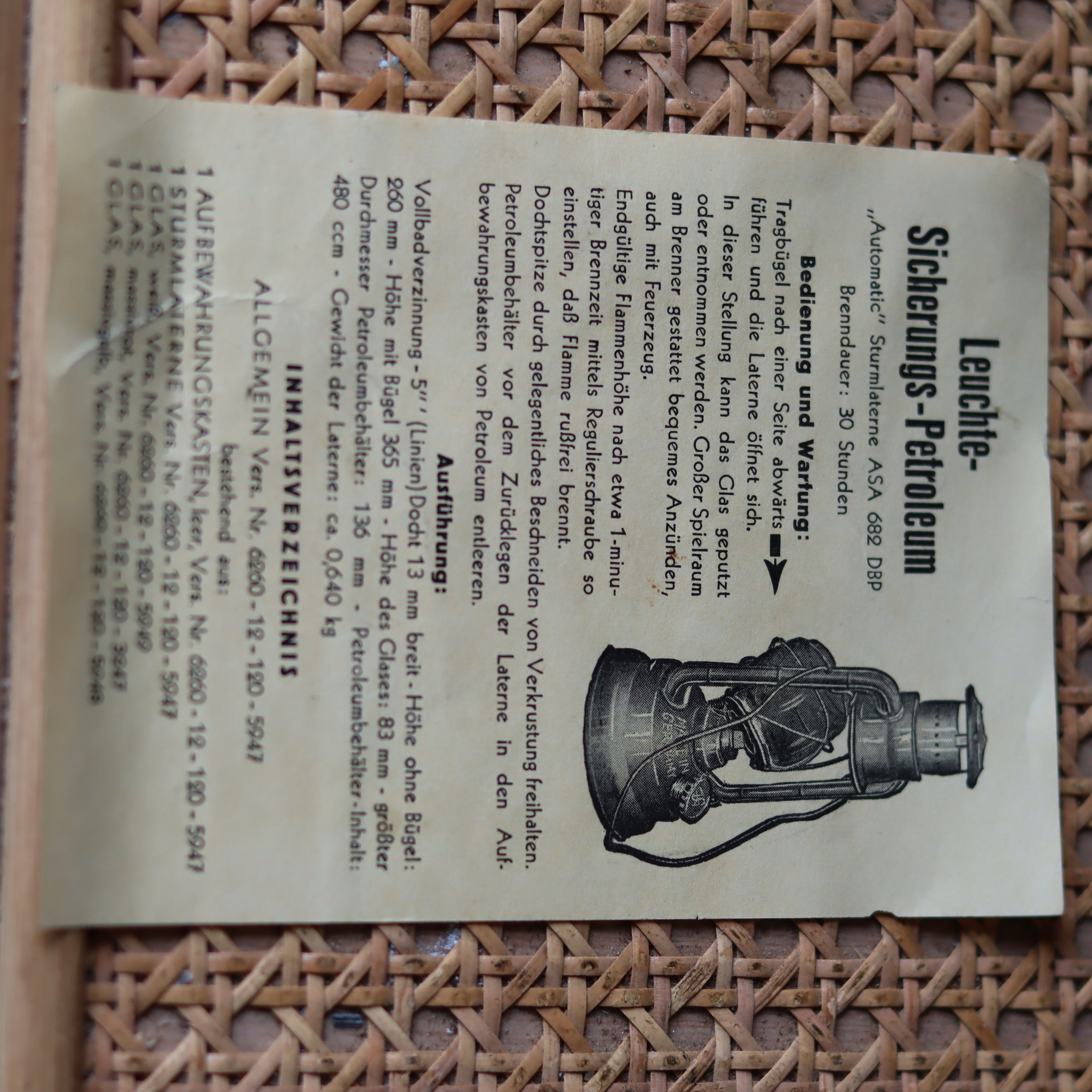 Extremely Rare ASA 682 Automatic Storm Lantern – NOS in Original Case with Spare Glass & Manual (c.1960)