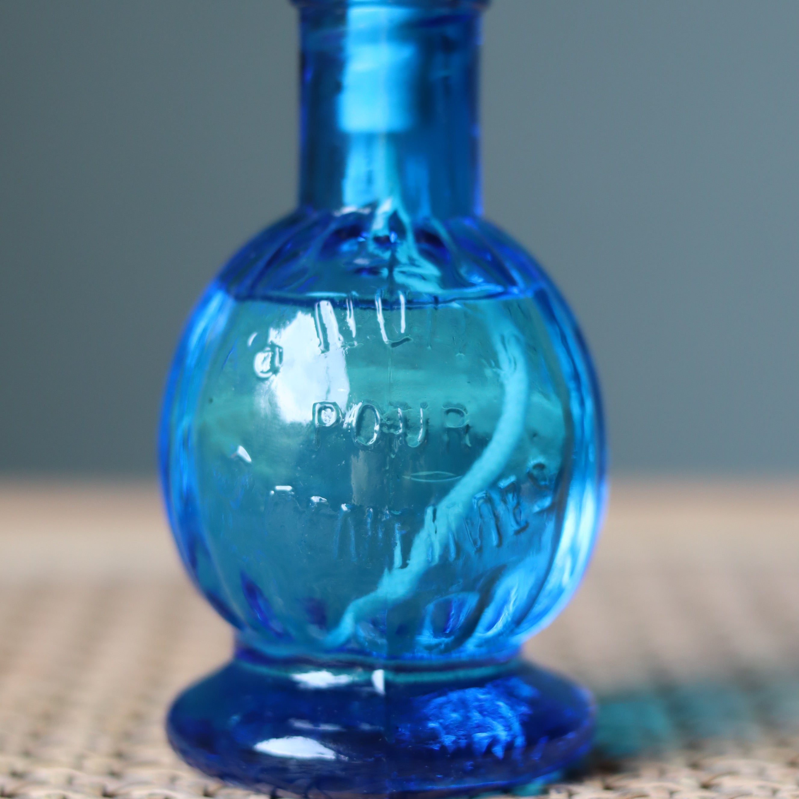 Rare Vintage French Oil Lamp – Blue Glass Bedside Nightlight (1930s–1950s)