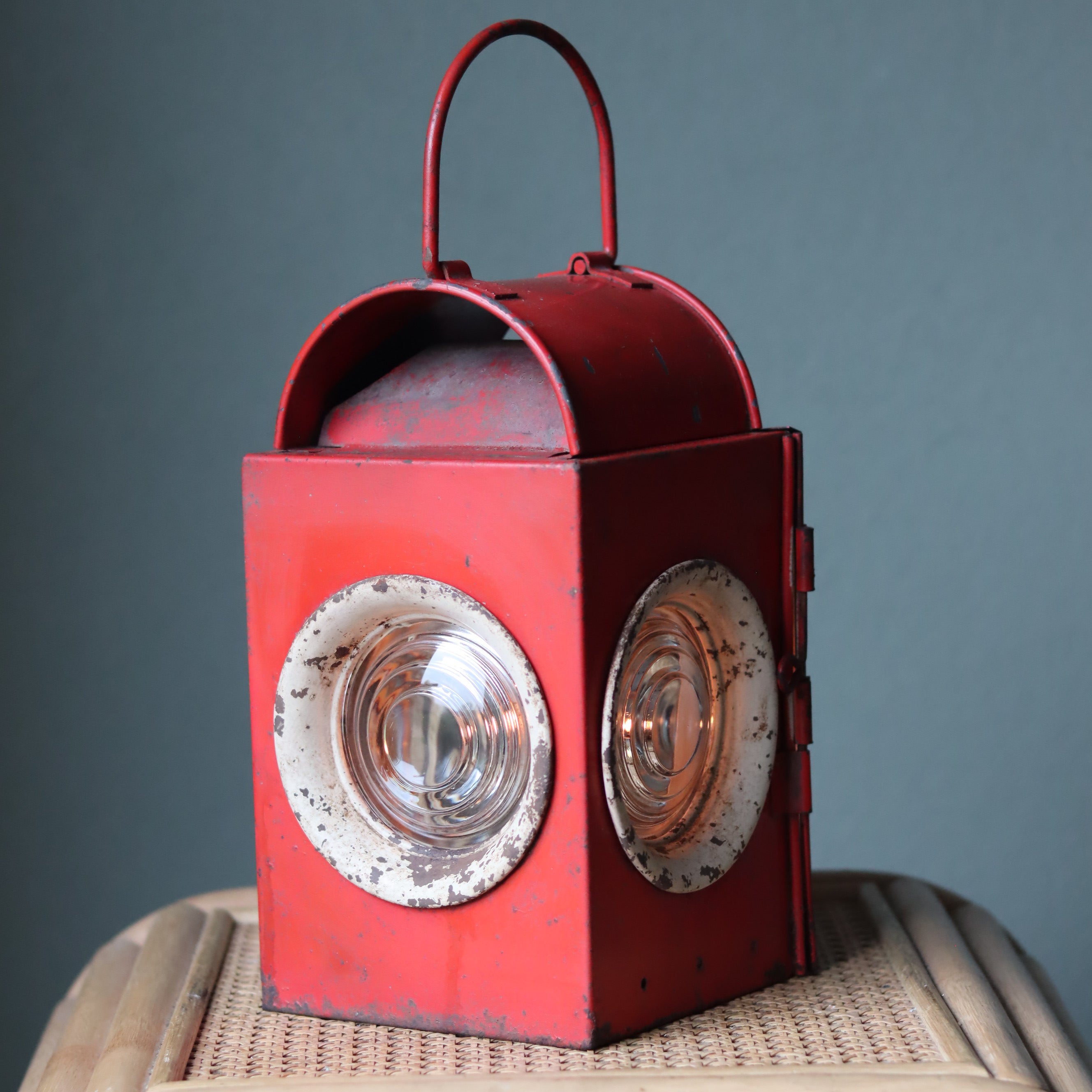 Vintage Roadwork Oil Lamp – A. Sartorius Wuppertal with Fishtail Burner (1960s) red metal roadwork lamp showing glass lenses
