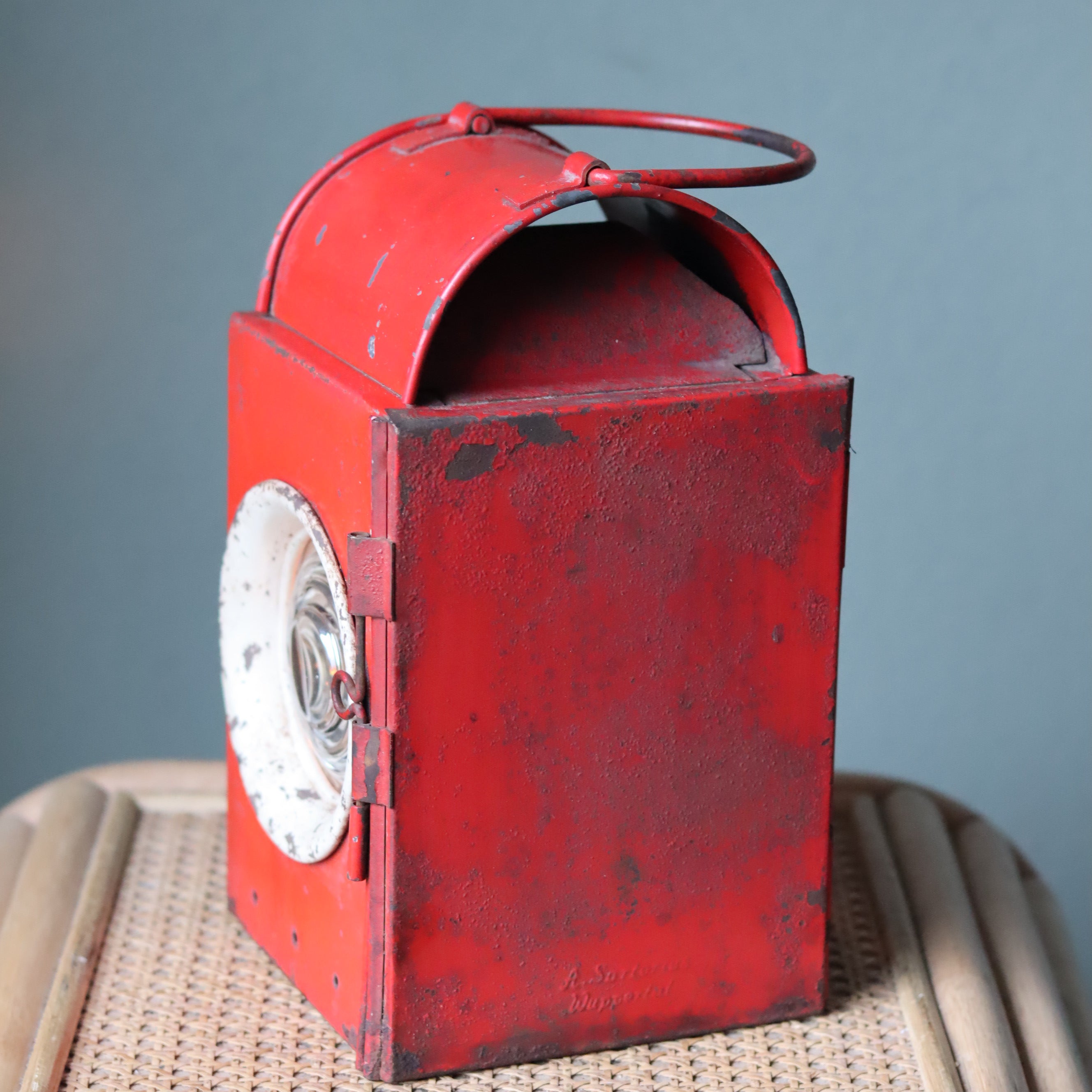 Vintage Roadwork Oil Lamp – A. Sartorius Wuppertal with Fishtail Burner (1960s) in distressed red metal finish