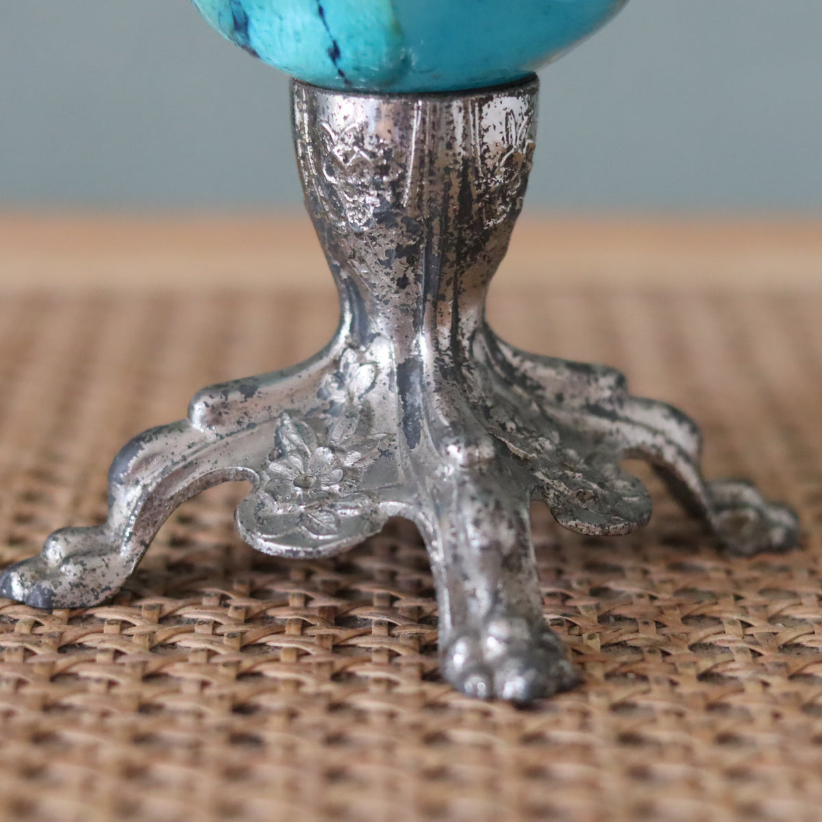 Rare Vintage French Oil Lamp – SI Paris Burner – detailed chrome base with ornate claw foot design from the 1930s