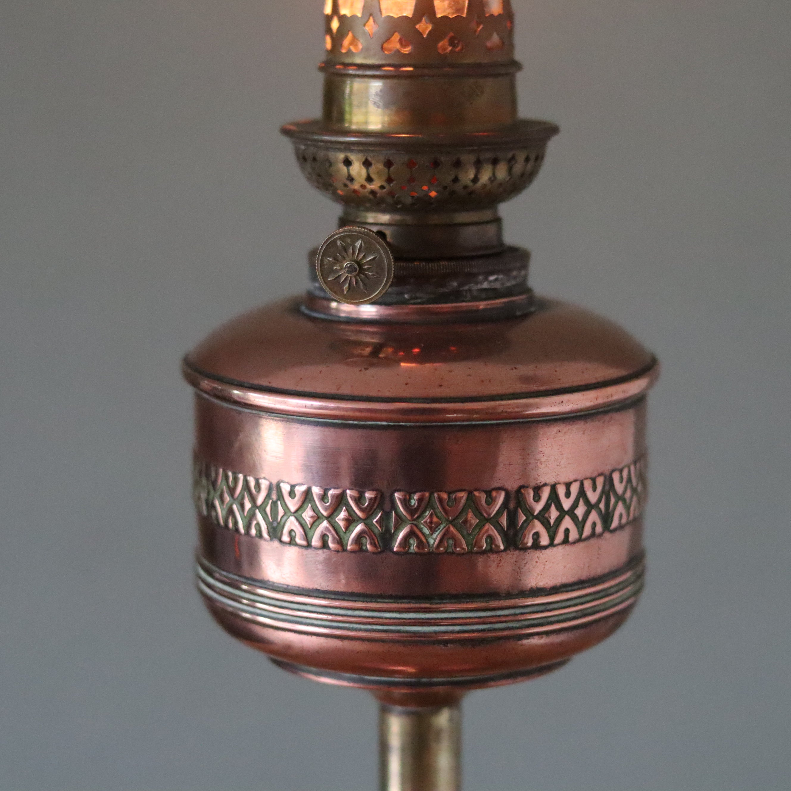Vintage Copper &amp; Brass Oil Lamp – Pigeon Burner (1950s)