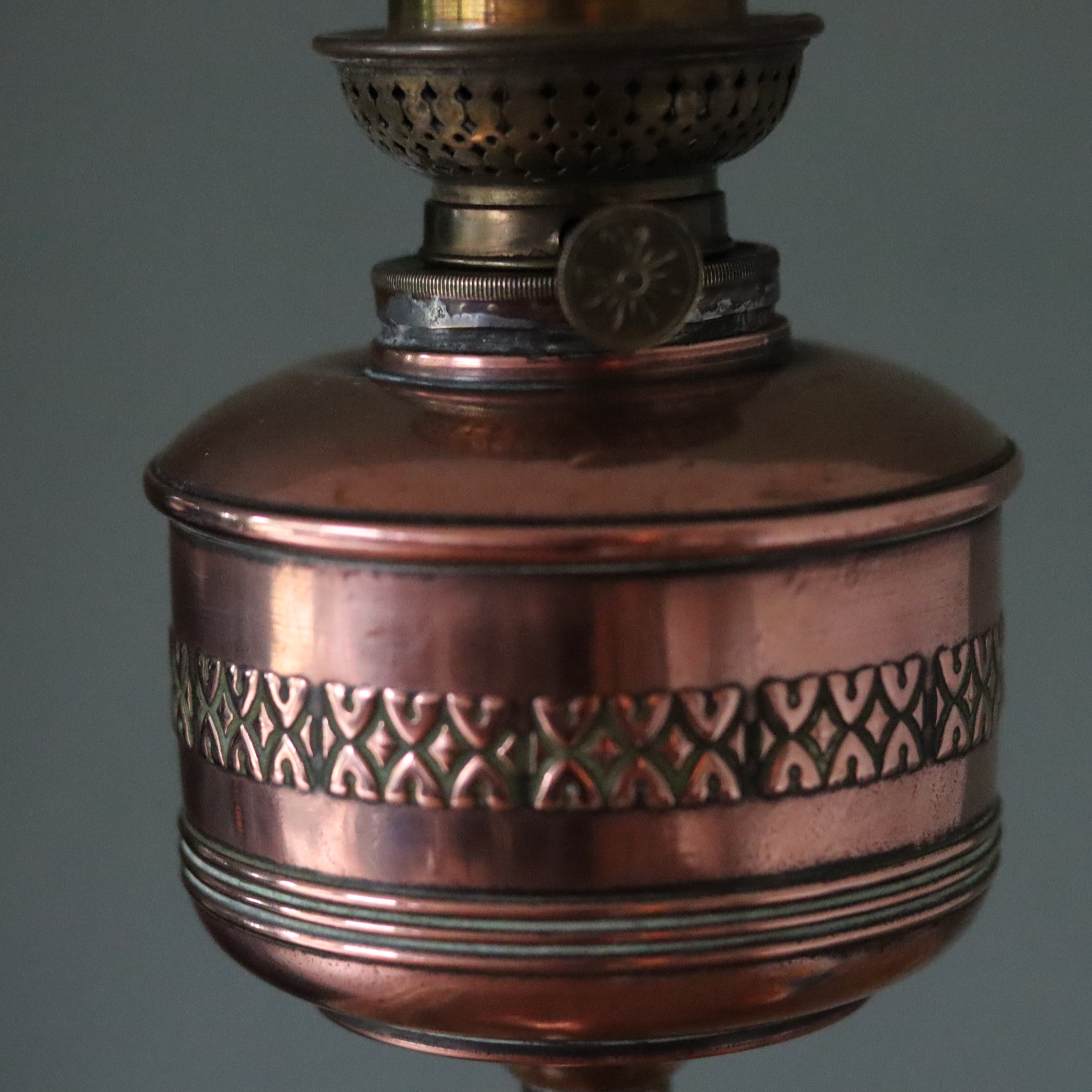 Vintage Copper &amp; Brass Oil Lamp – Pigeon Burner (1950s)
