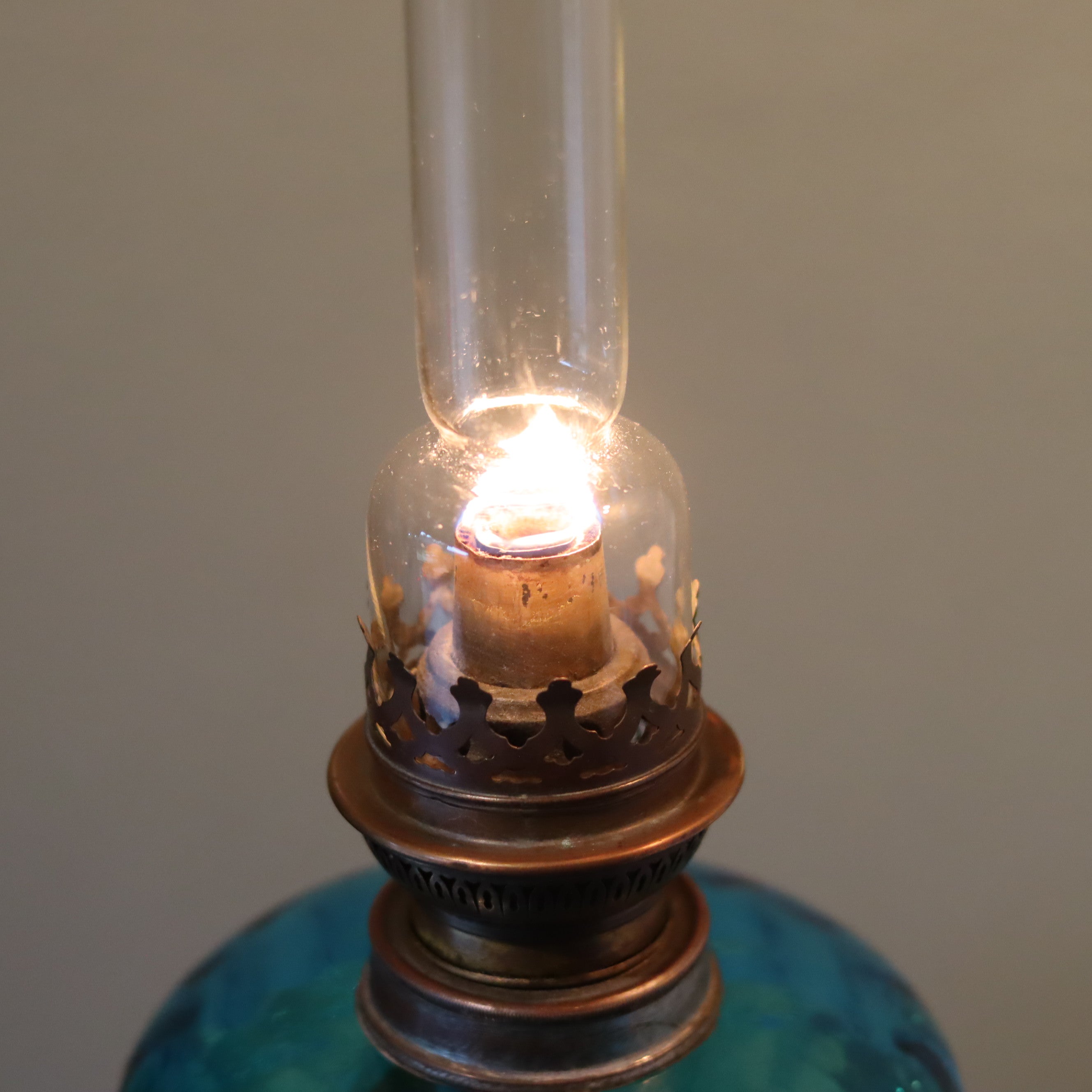Large Vintage SIAE Oil Lamp – French Design with Silver Base & Blue Glass Reservoir (1950s)