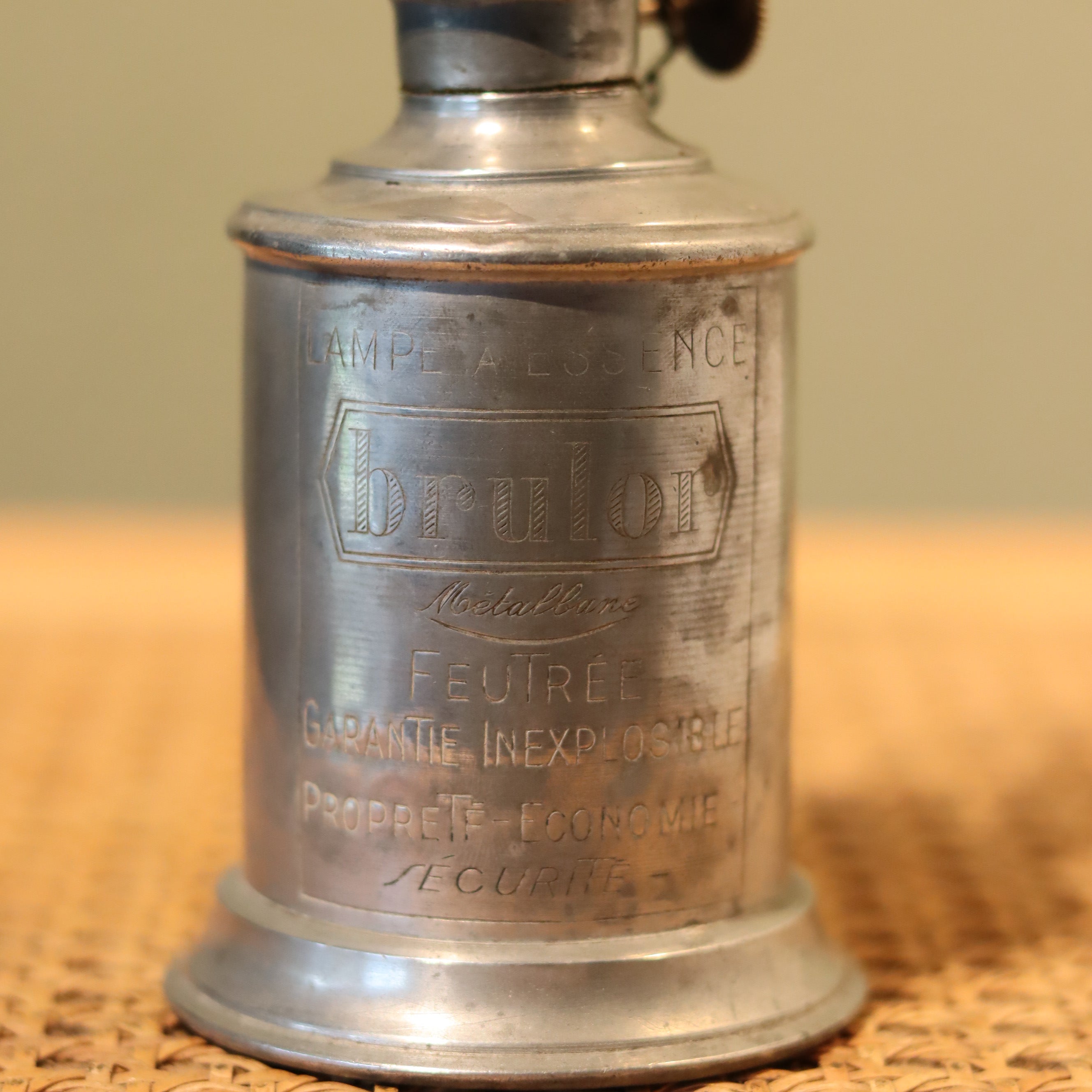 Vintage Brulor Oil Lamp – Attributed to Pigeon (1950s–1960s)