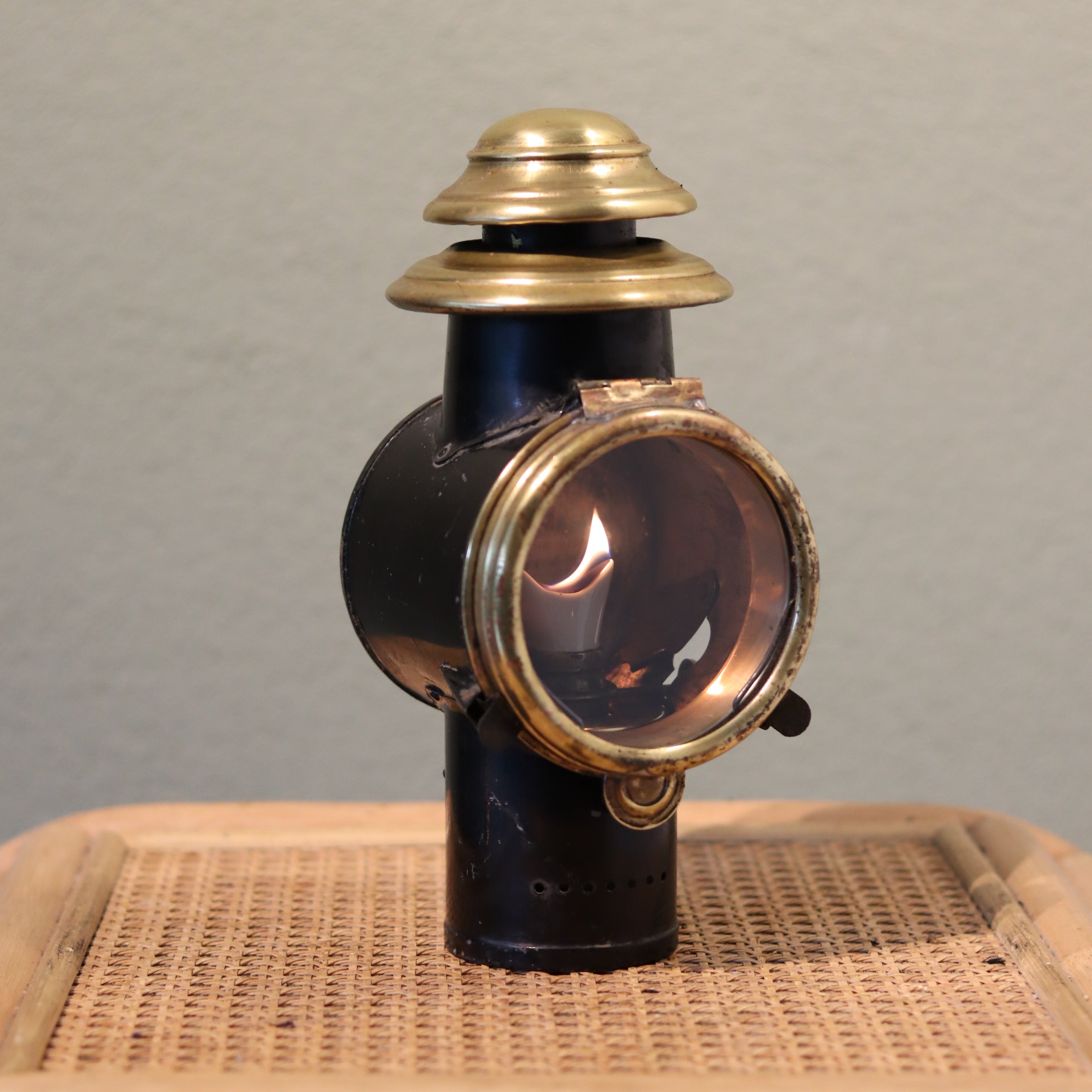 Antique Automobile Headlamp – Black & Brass with Fishtail Burner (c.1910–1930)