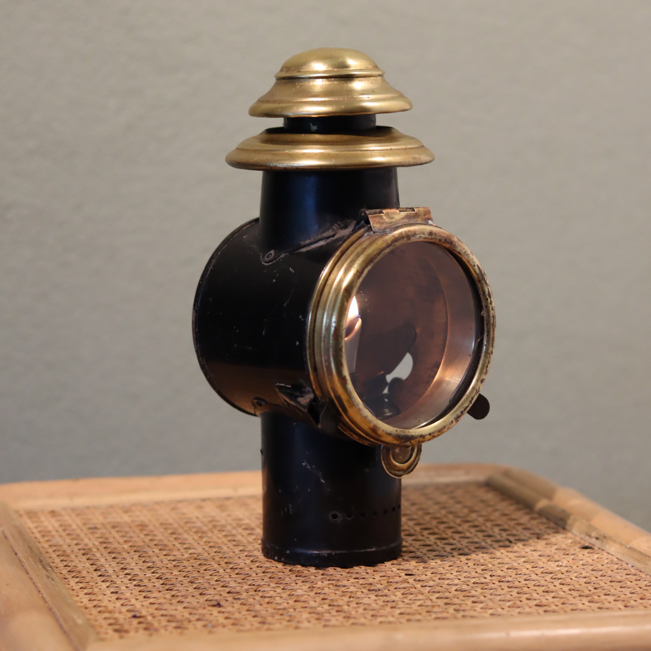 Antique Automobile Headlamp – Black & Brass with Fishtail Burner (c.1910–1930)