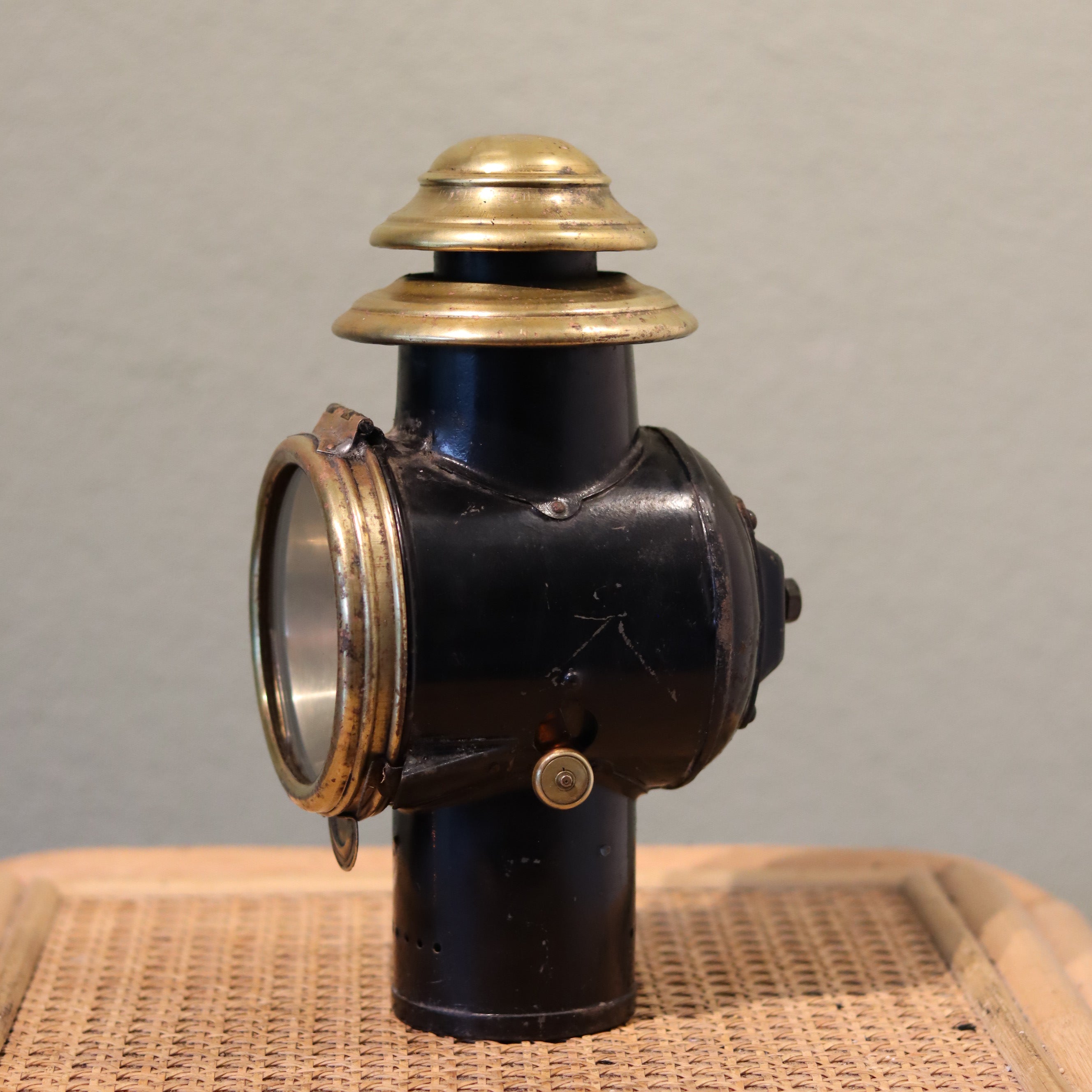 Antique Automobile Headlamp – Black & Brass with Fishtail Burner (c.1910–1930)