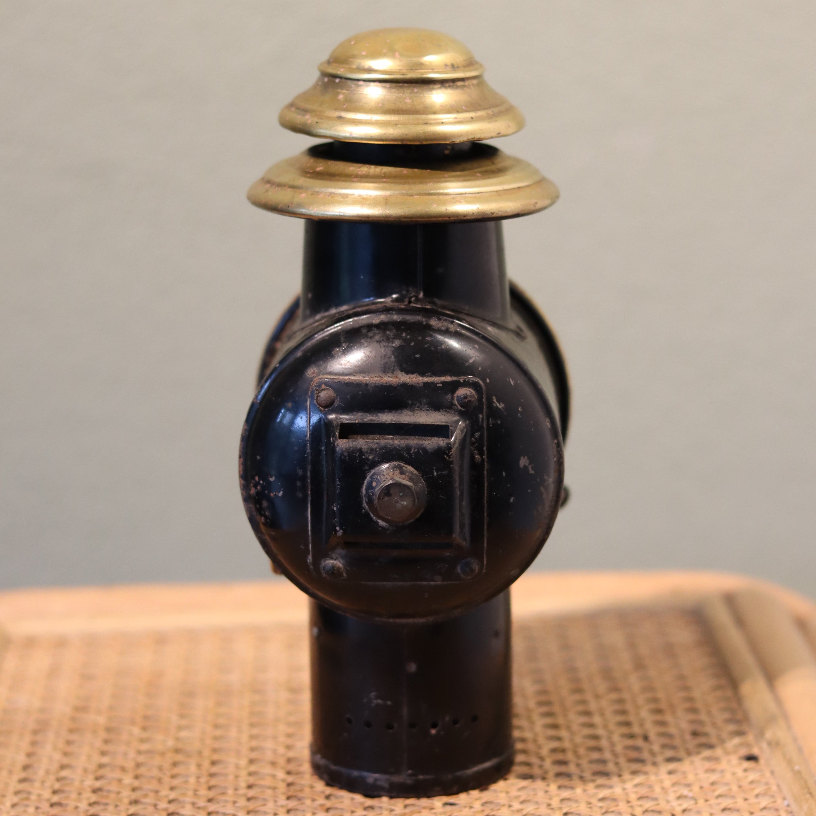 Antique Automobile Headlamp – Black & Brass with Fishtail Burner (c.1910–1930)