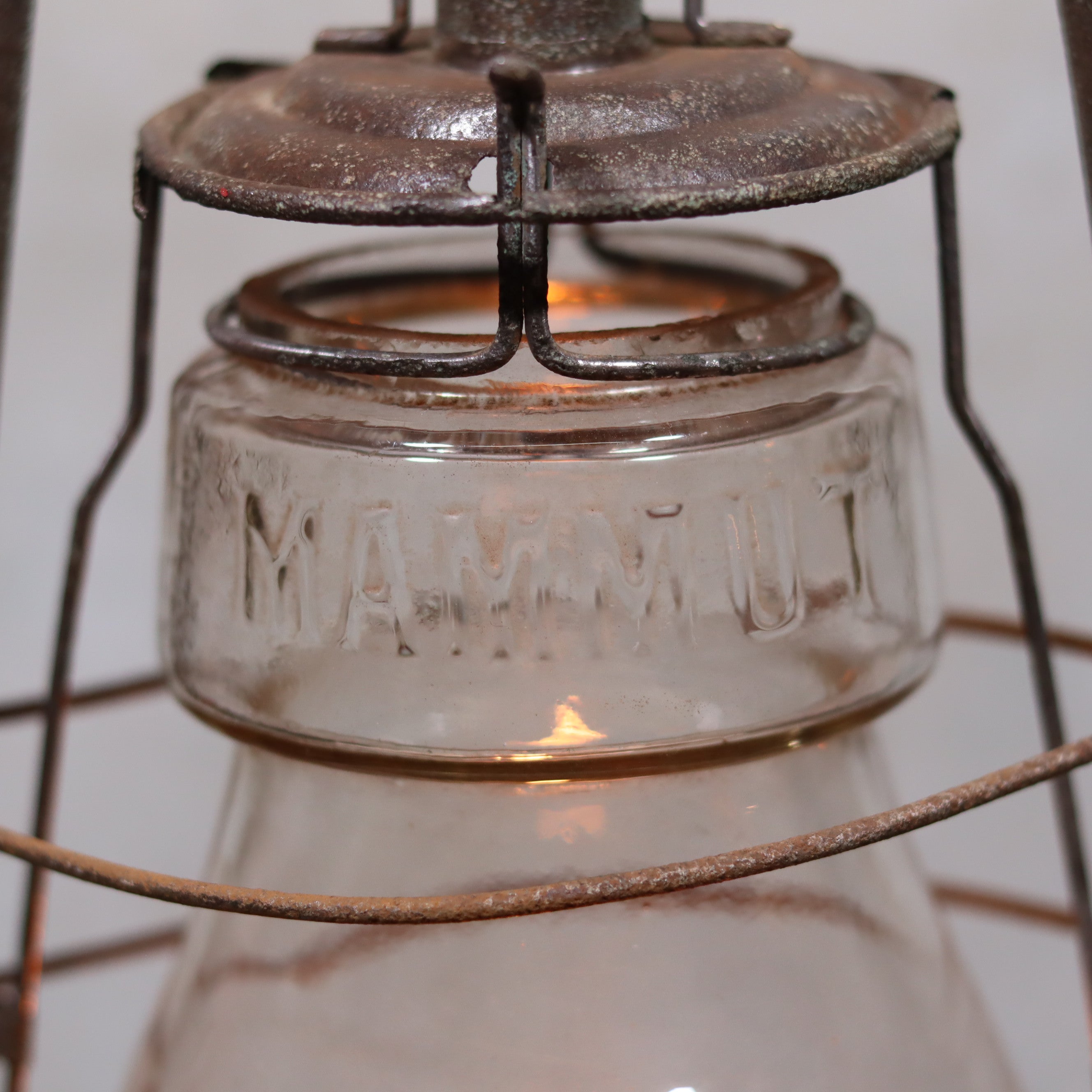 Rare German Hurricane Lantern – Mammut by Lohmann & Ruhland (Circa 1910) detailed oil lamp glass and metal frame close-up