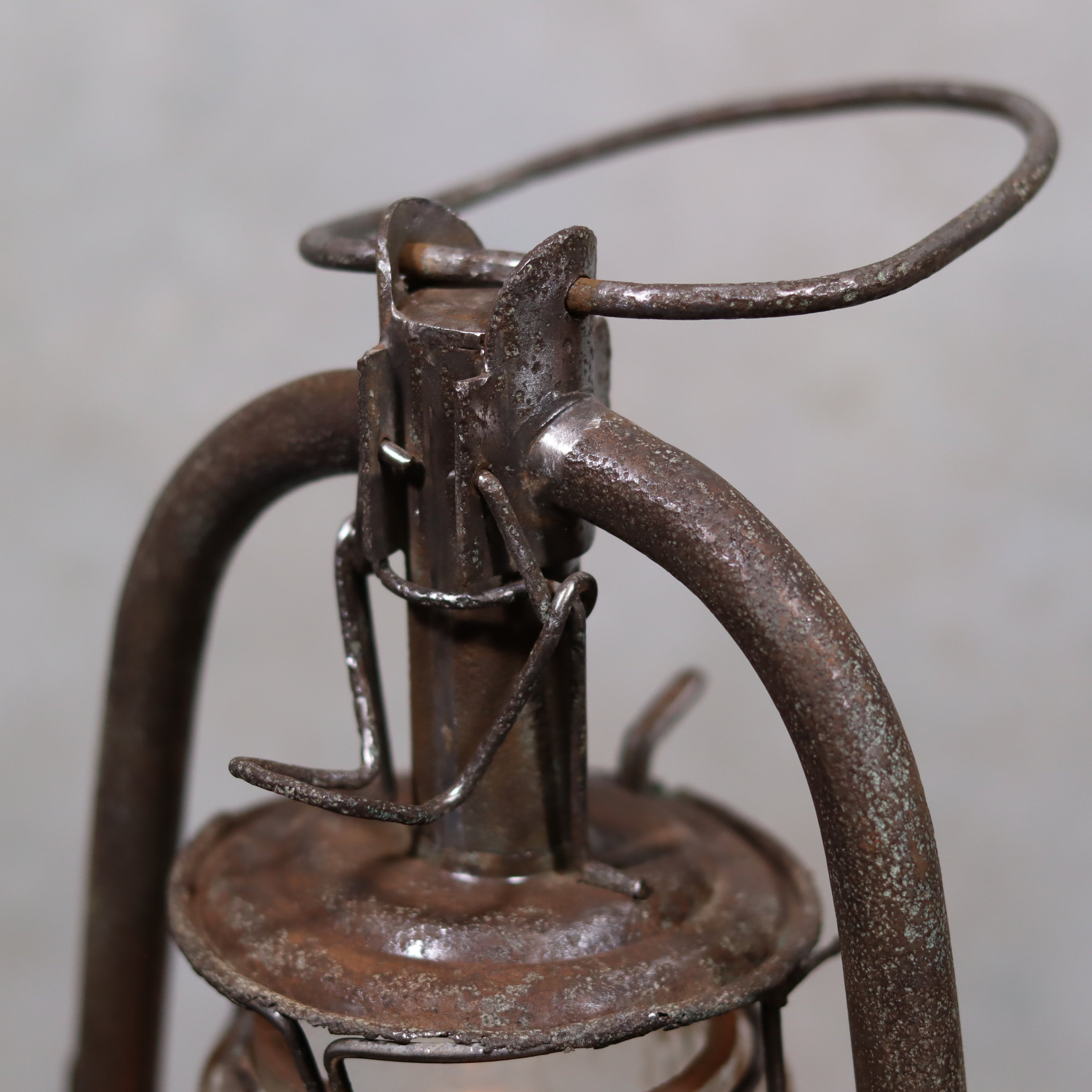 Rare German Hurricane Lantern – Mammut by Lohmann & Ruhland (Circa 1910) showing detailed oil lamp metalwork and handle design