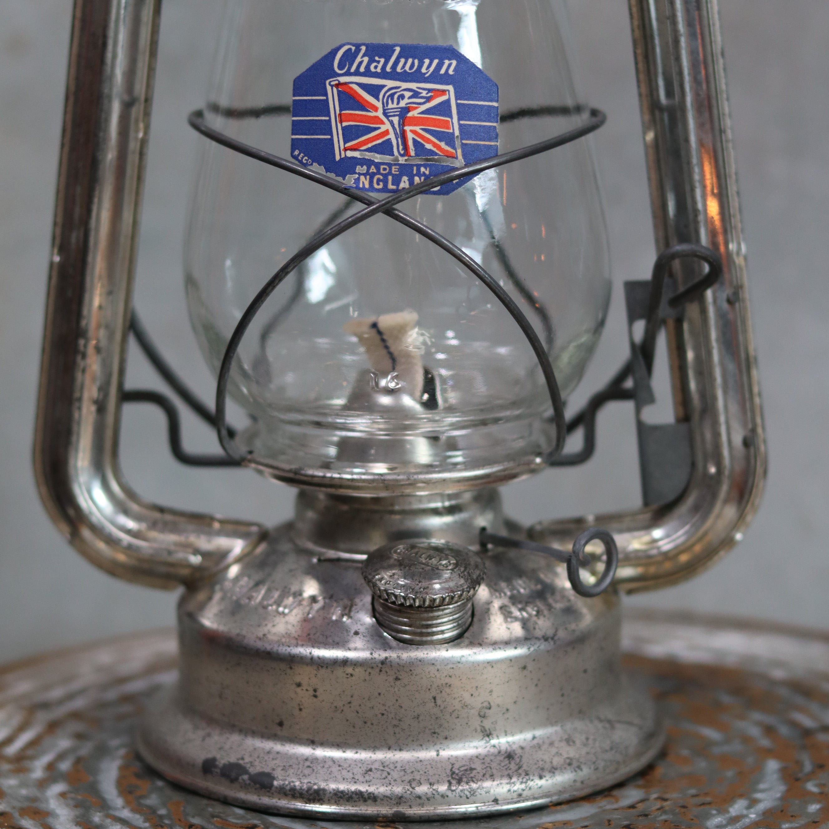 Chalwyn “Far East” Hurricane Lantern – Made in England (1960s–1970s) – NOS