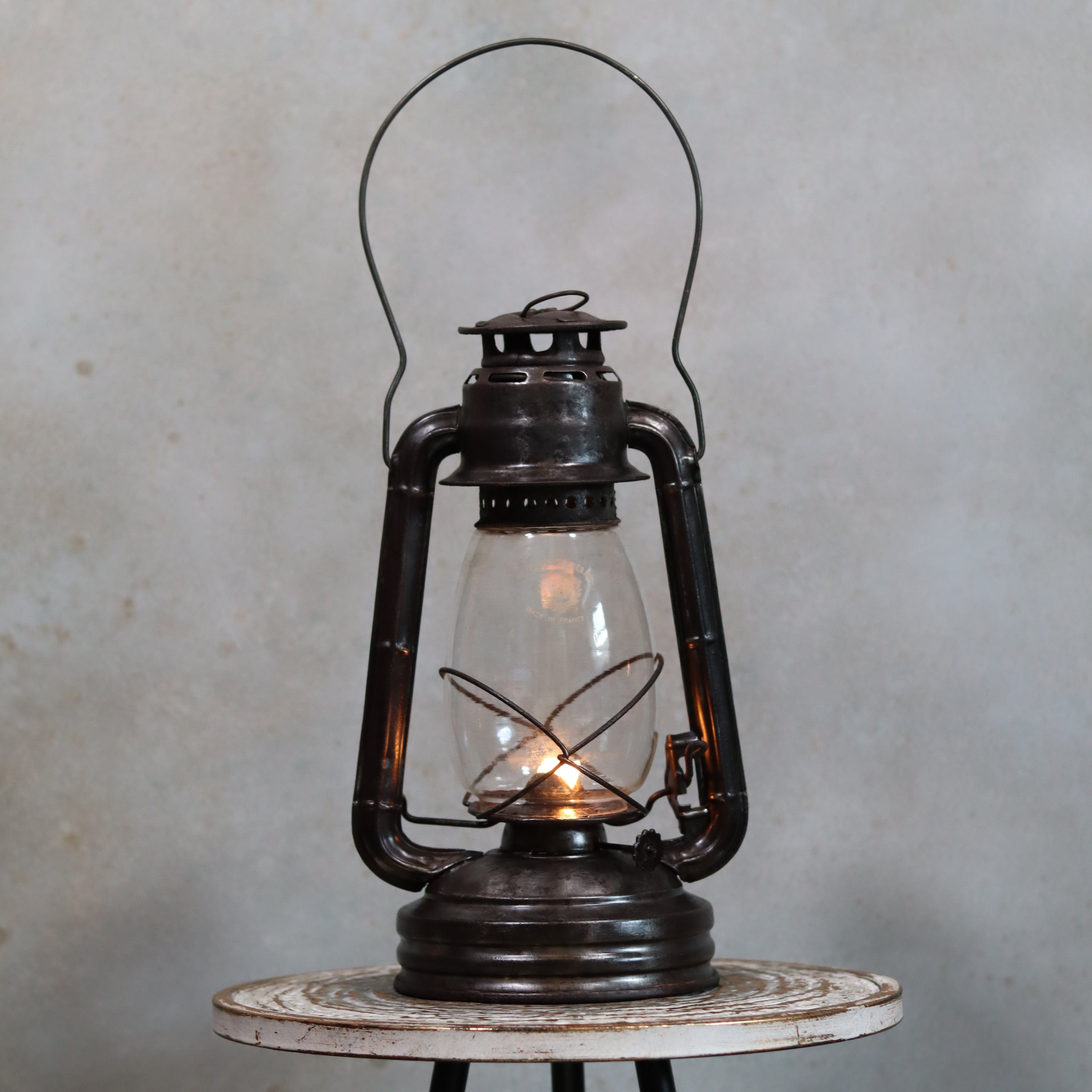 Vintage French ALG No. 6 Hurricane Lantern – Cristal Supérieur Glass (1930s) with classic oil lamp design and metal frame.
