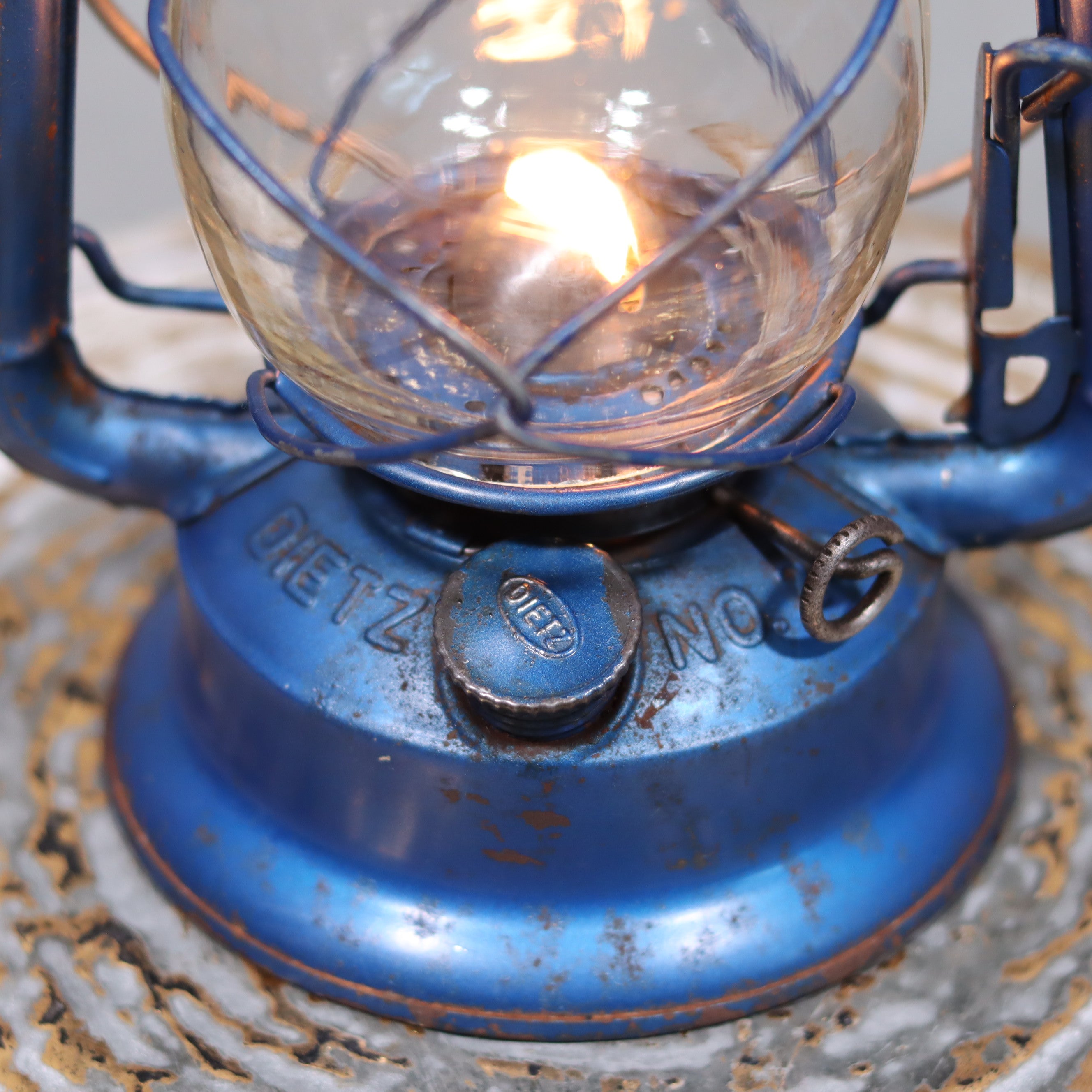 Vintage Dietz Junior Hurricane Lantern – 1970s American Kerosene Lamp
