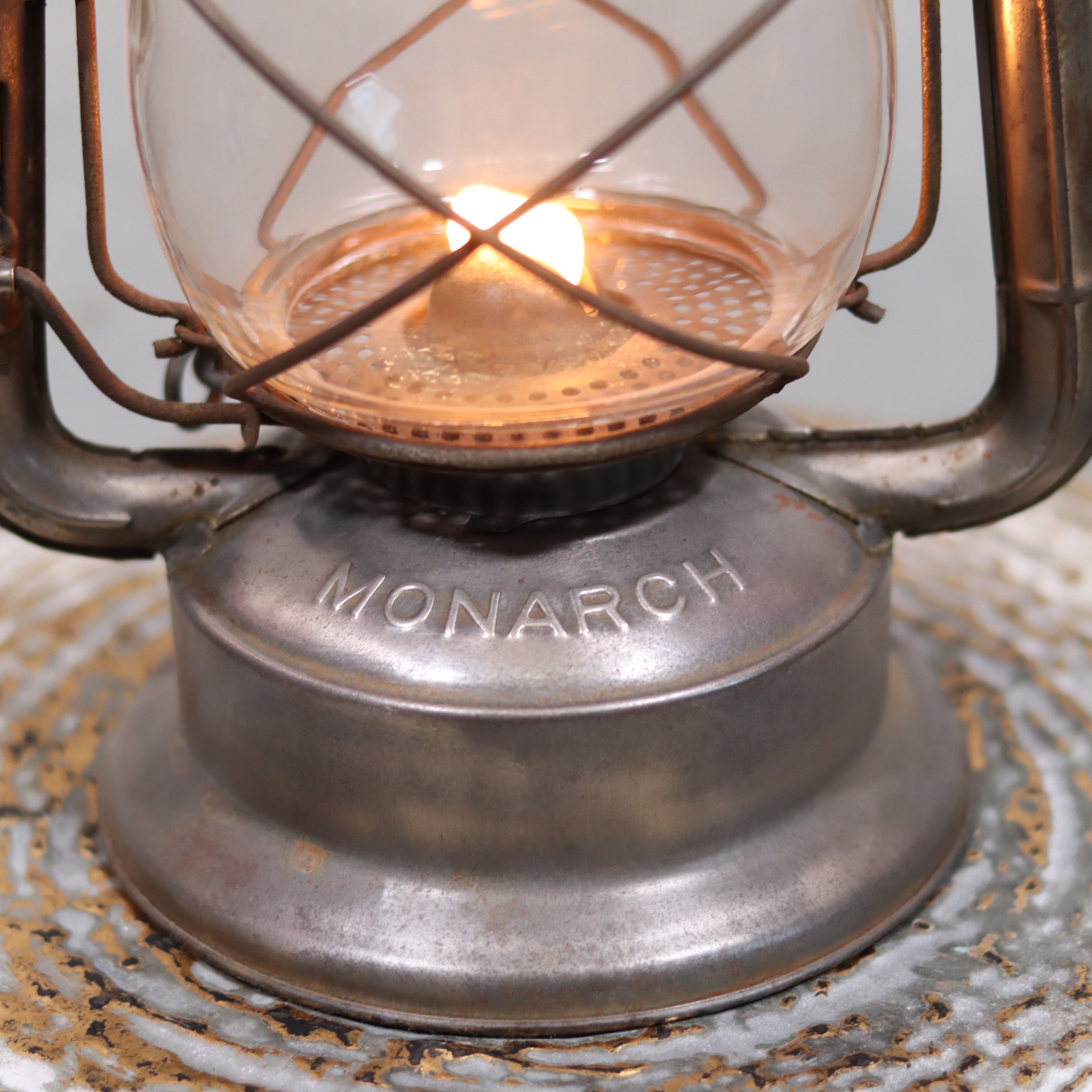 Vintage Dietz Monarch Hurricane Lantern – Made in USA (1920s–1930s)
