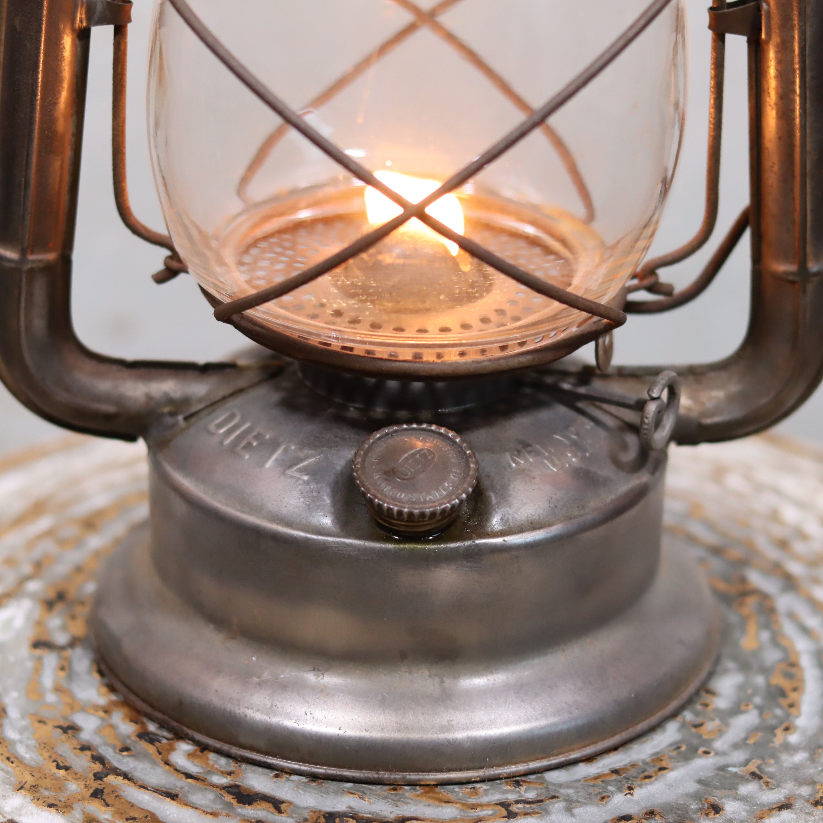 Vintage Dietz Monarch Hurricane Lantern – Made in USA (1920s–1930s)