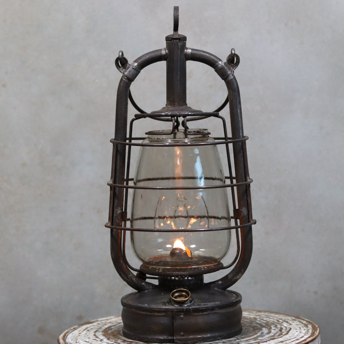 Rare Antique Hurricane Lantern – Stübgen & Co, DR Patent 2833 (Circa 1907–1909) vintage oil lamp with glass chimney and metal frame