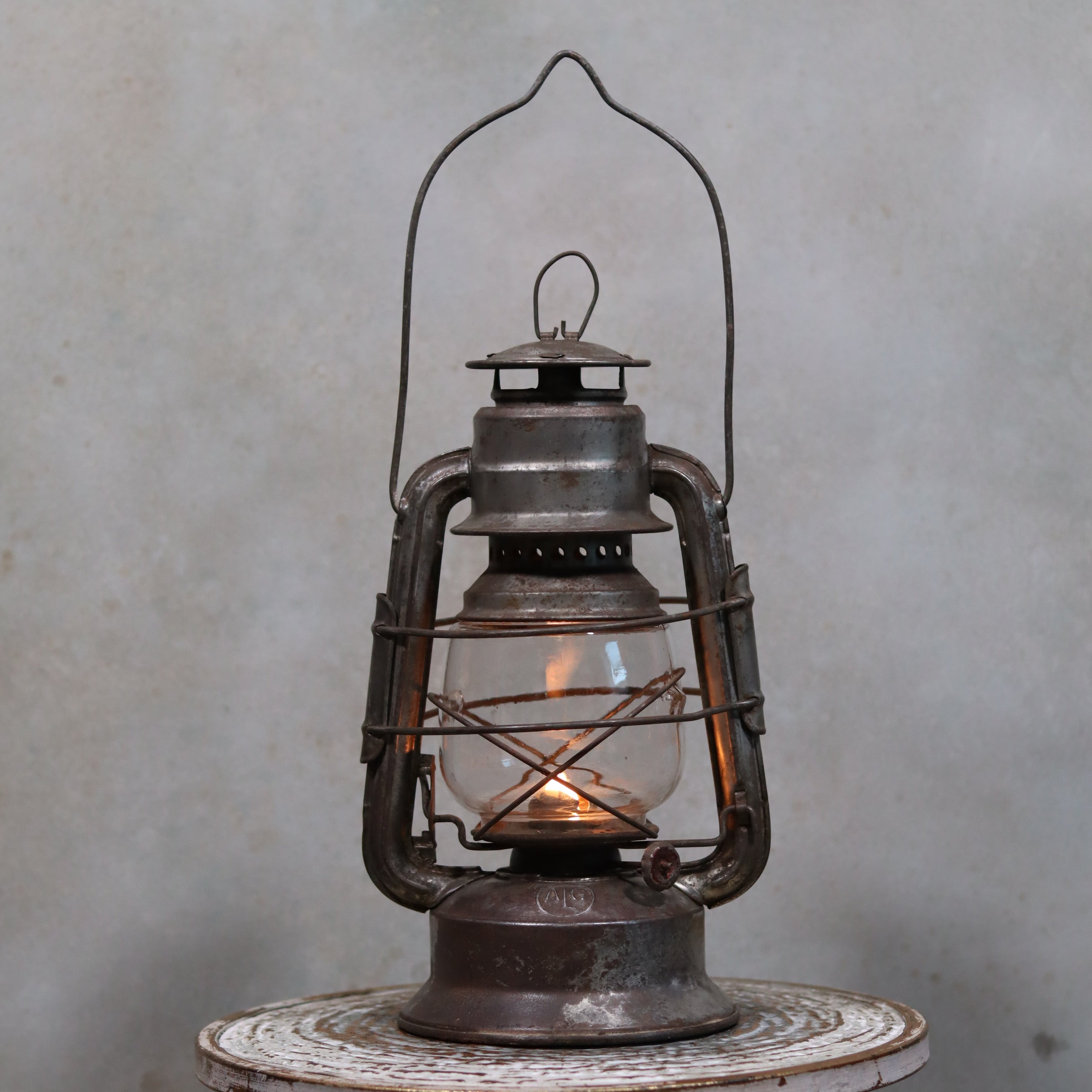 AL GUILLOUARD LUCIORE ルシオール オイルランタン フランス Vintage French ALG Guillouard Hurricane Lantern – Luciole Model