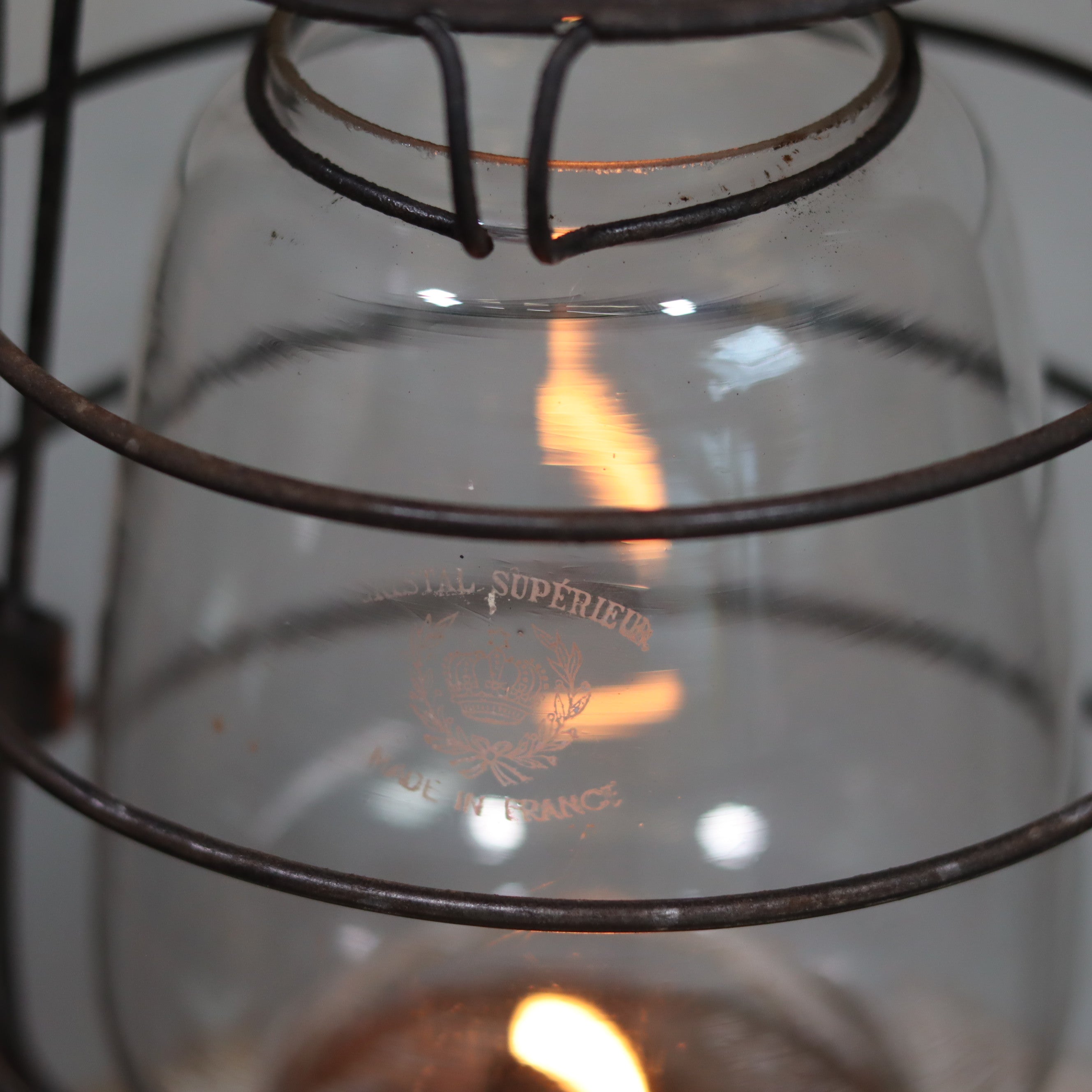 Close-up of the flame inside the Vintage French Hurricane Lantern – SIF 500 – Cristal Supérieur Glass – 1950s–1970s oil lamp