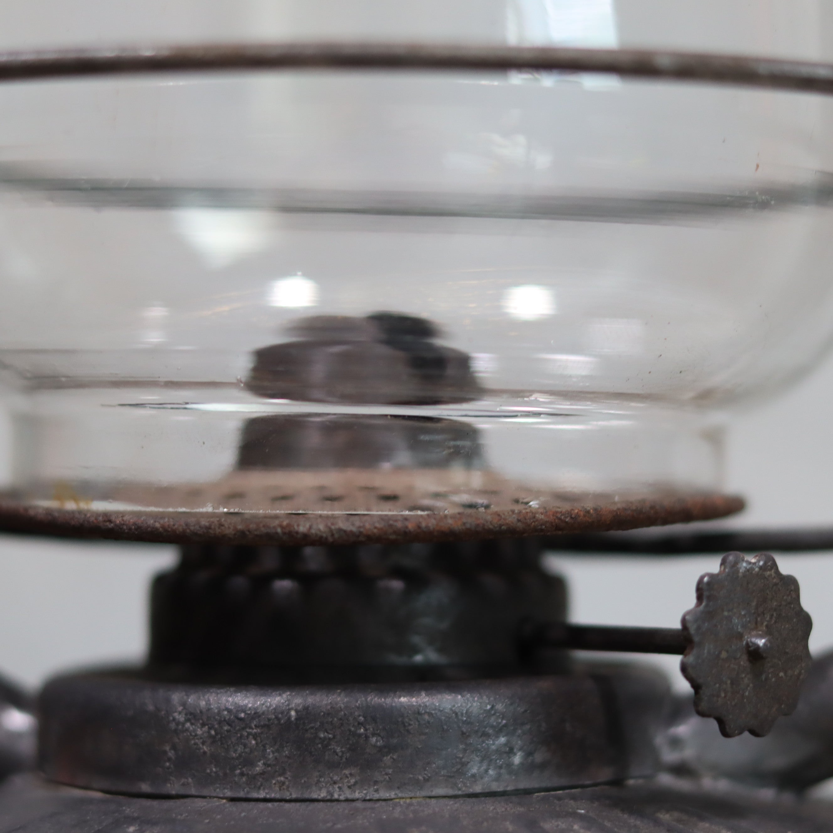 Close-up of the oil lamp mechanism on the Vintage French Hurricane Lantern – SIF 500 – Cristal Supérieur Glass – 1950s–1970s.